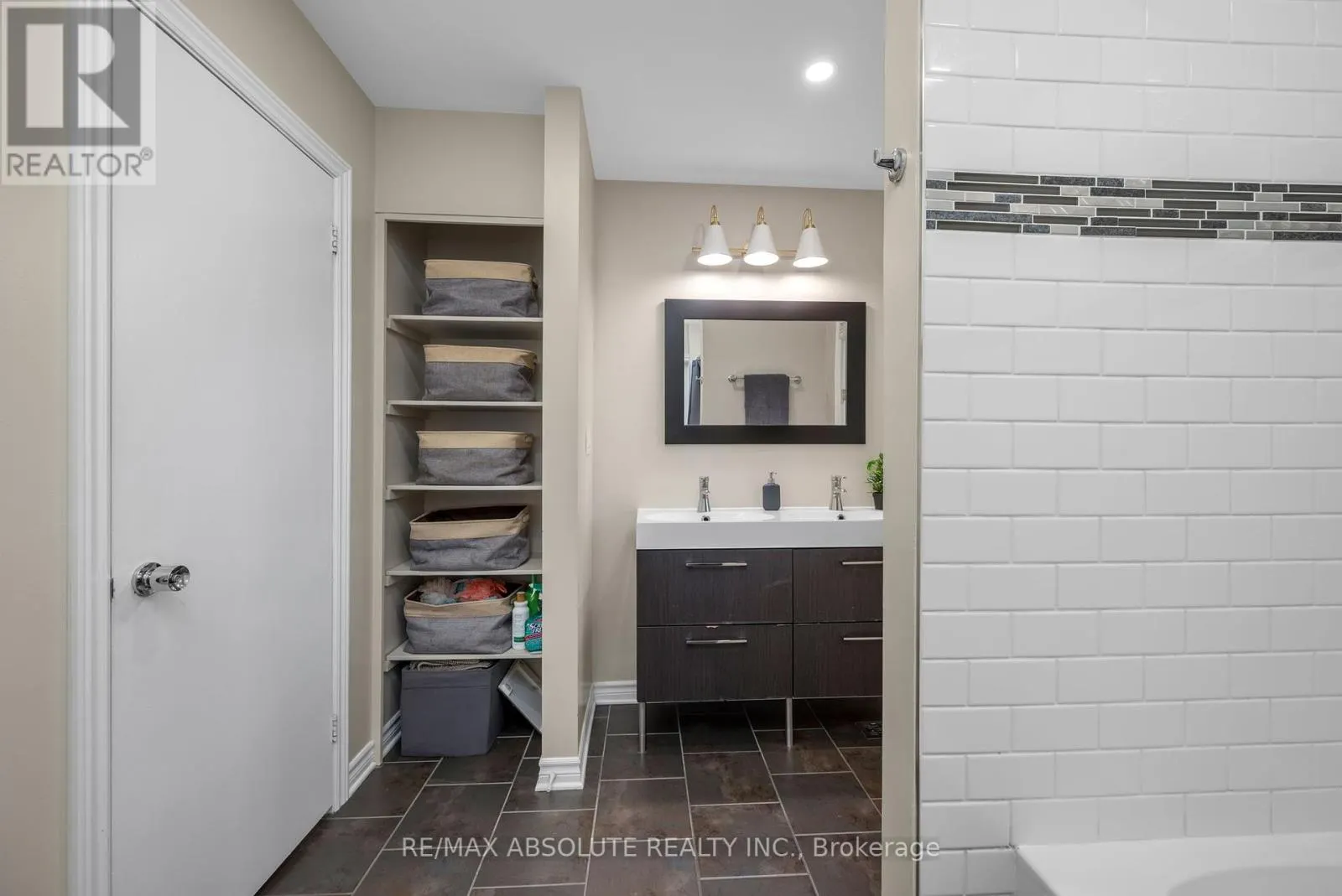 22 INUVIK CRESCENT