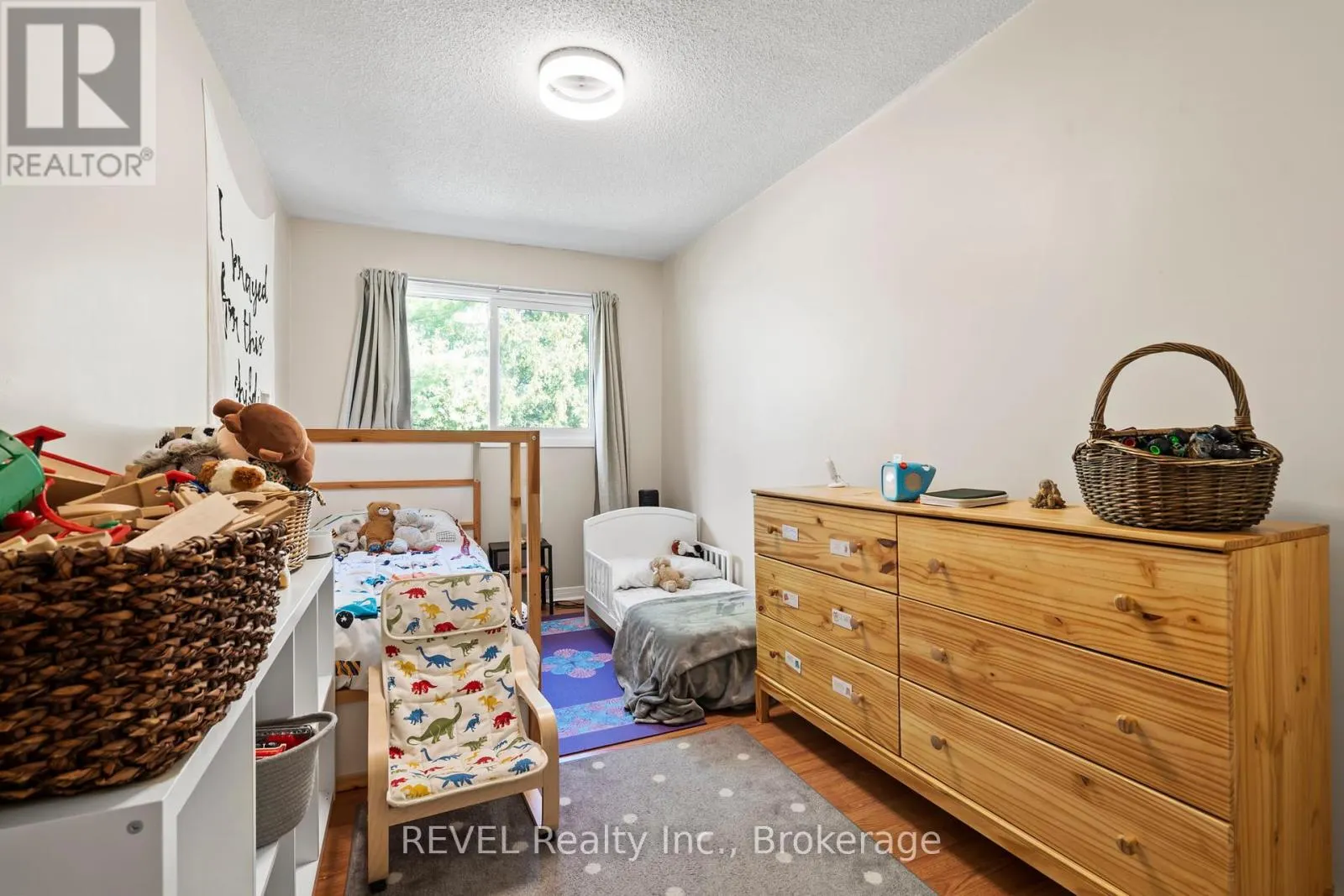 26 VINTAGE CRESCENT