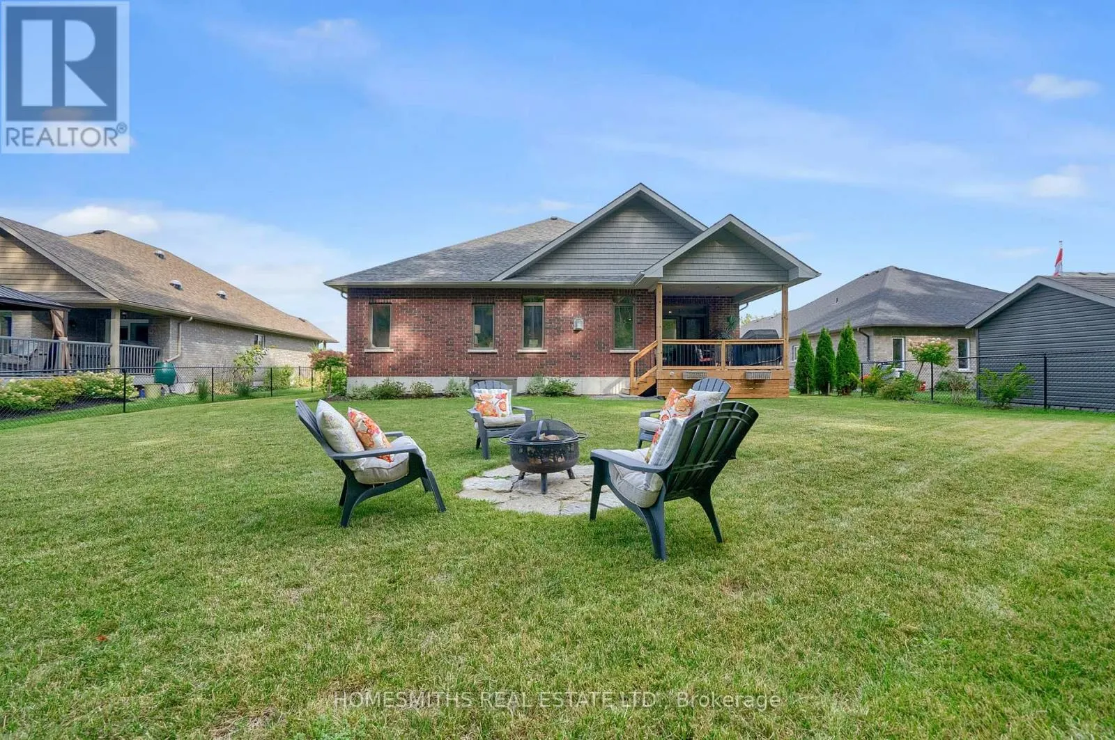12 RIVERSIDE TRAIL