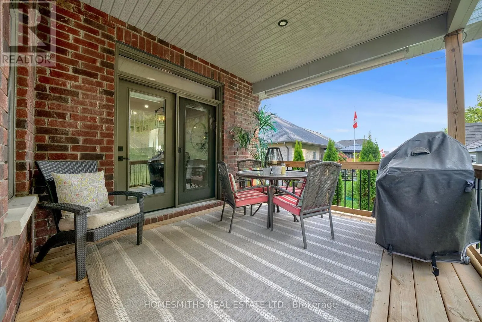 12 RIVERSIDE TRAIL