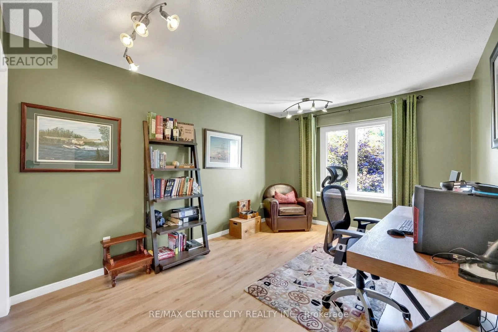 44 - 70 GLENROY ROAD, #44
