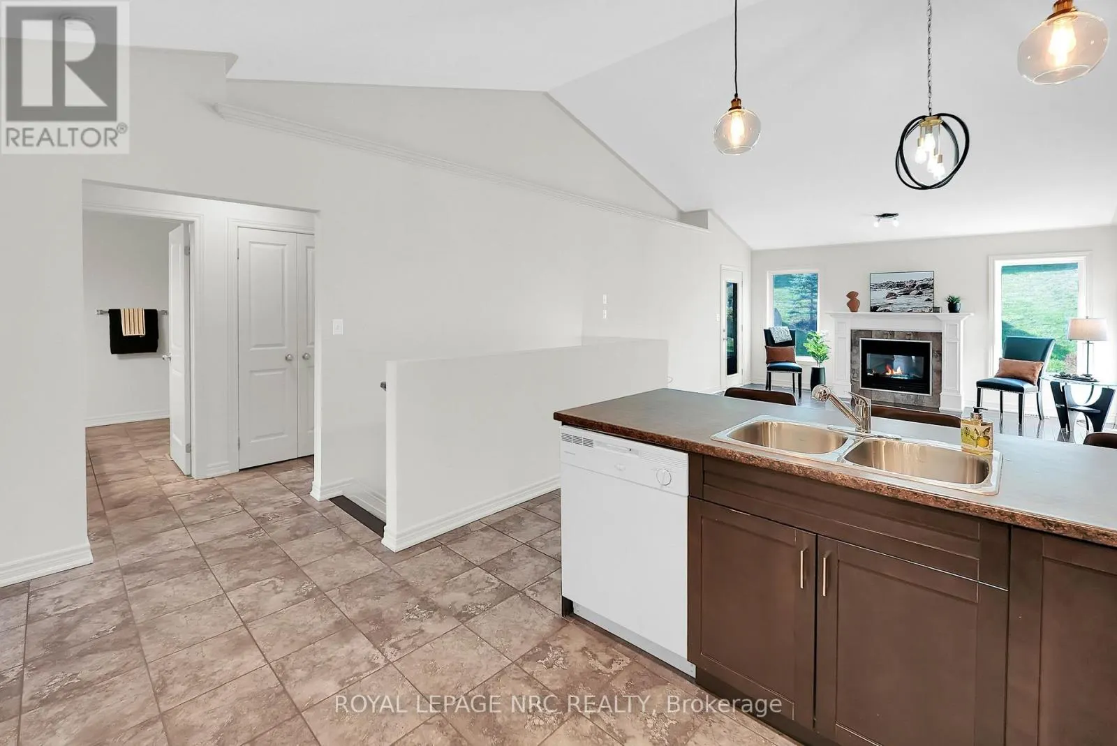 3879 LOWER COACH ROAD