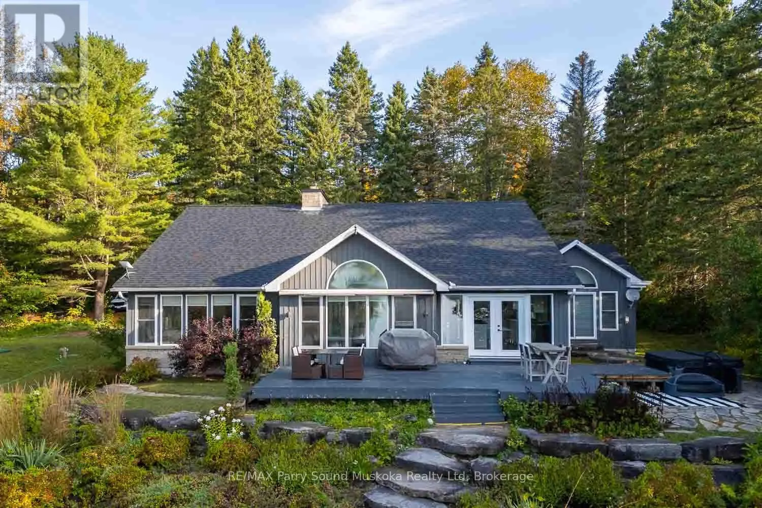 1075 SAWMILL LANE