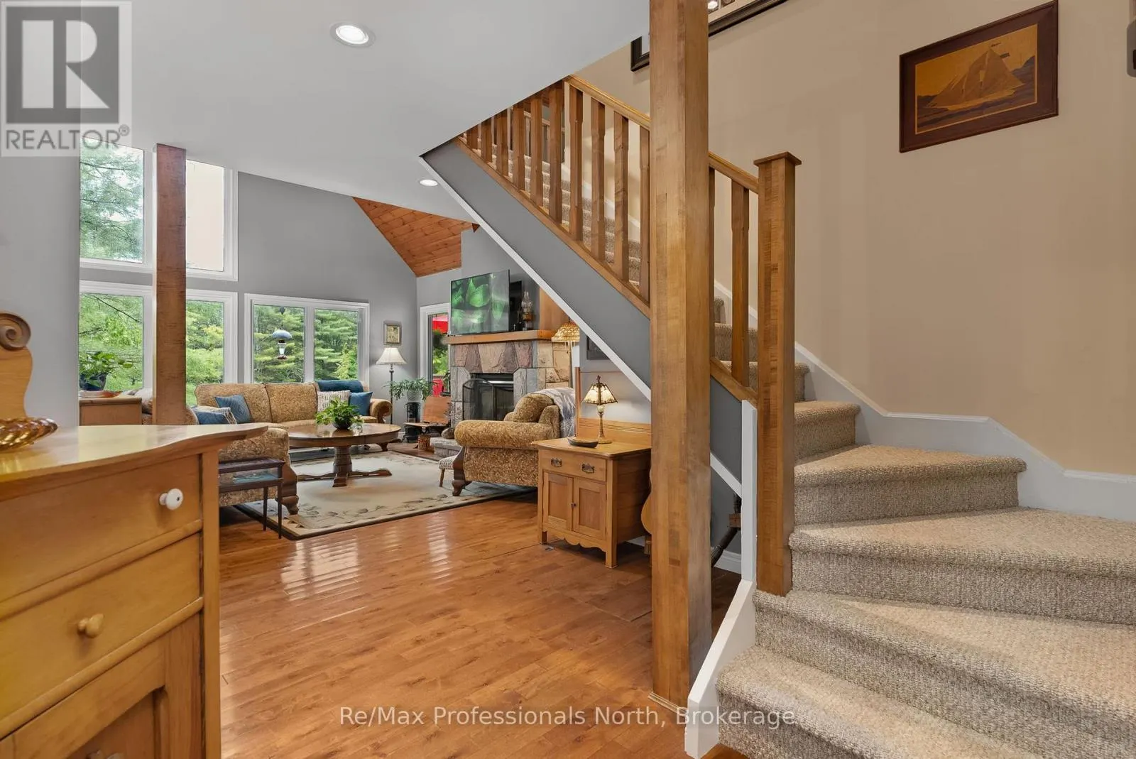1005 LAIDLAW AVENUE