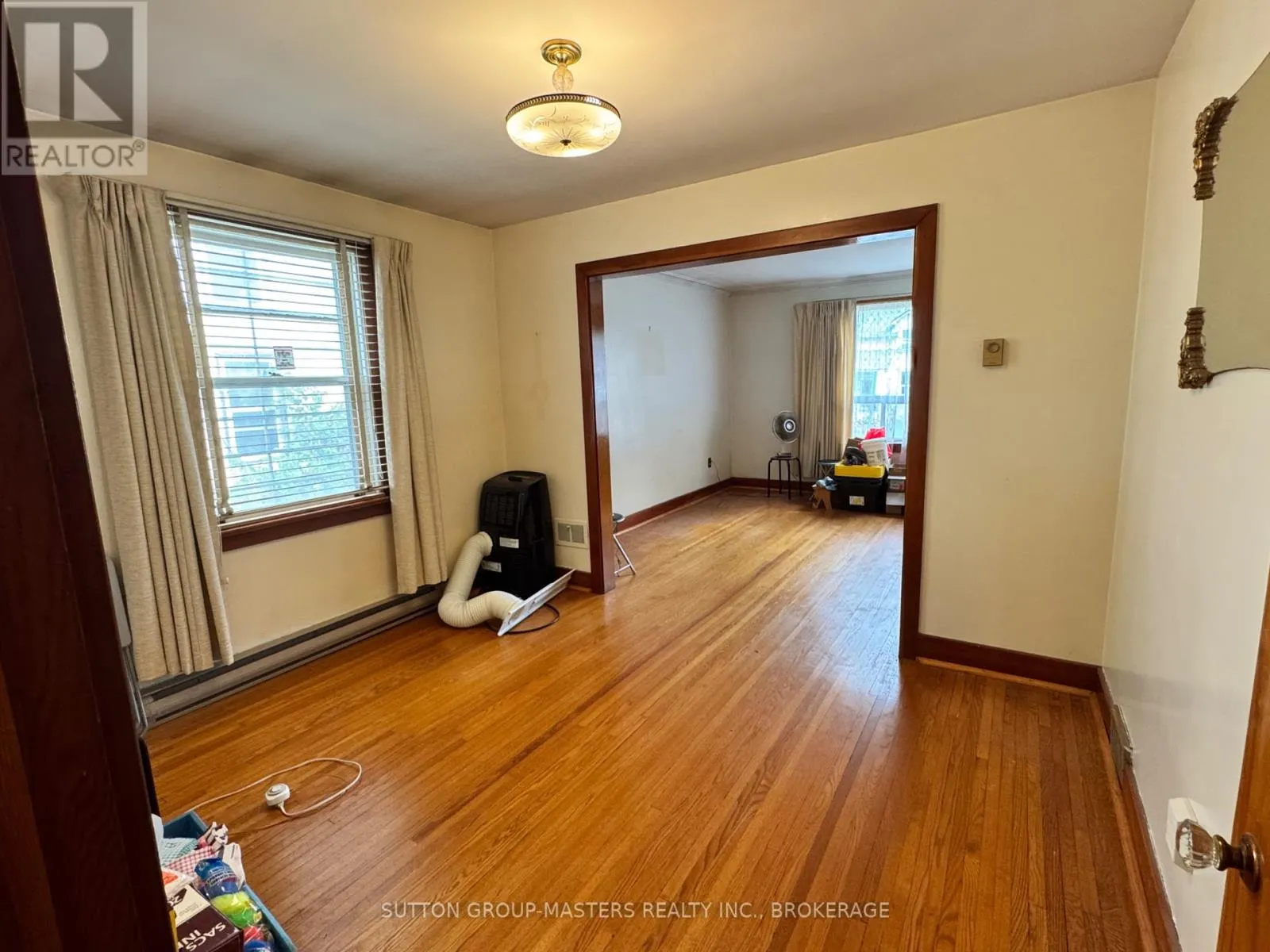 366 DIVISION STREET