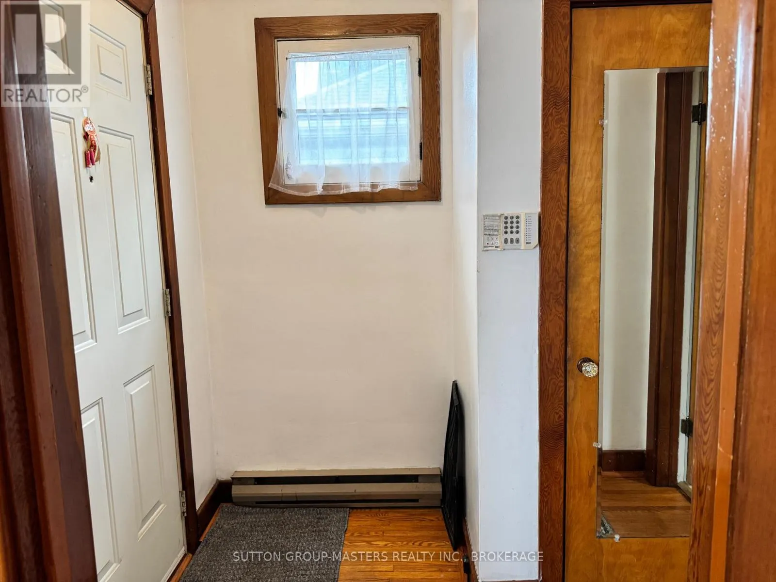366 DIVISION STREET
