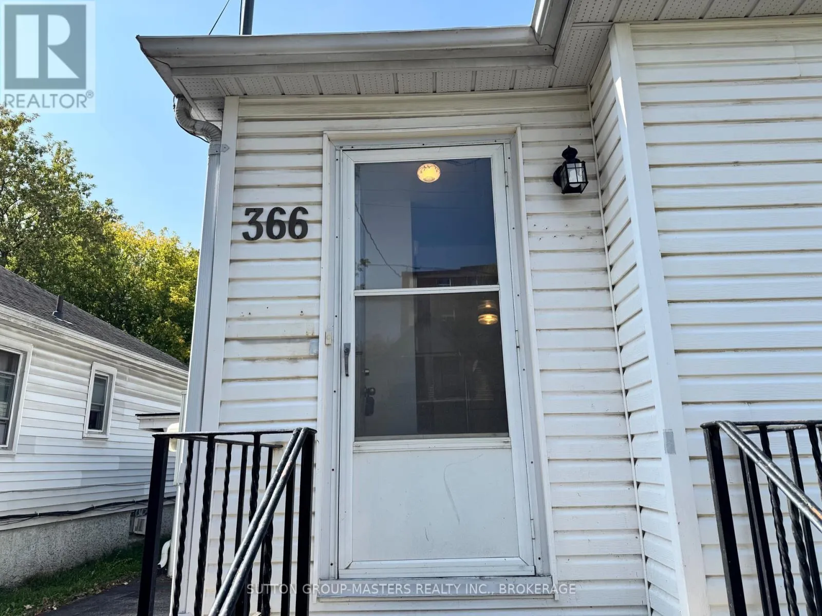 366 DIVISION STREET