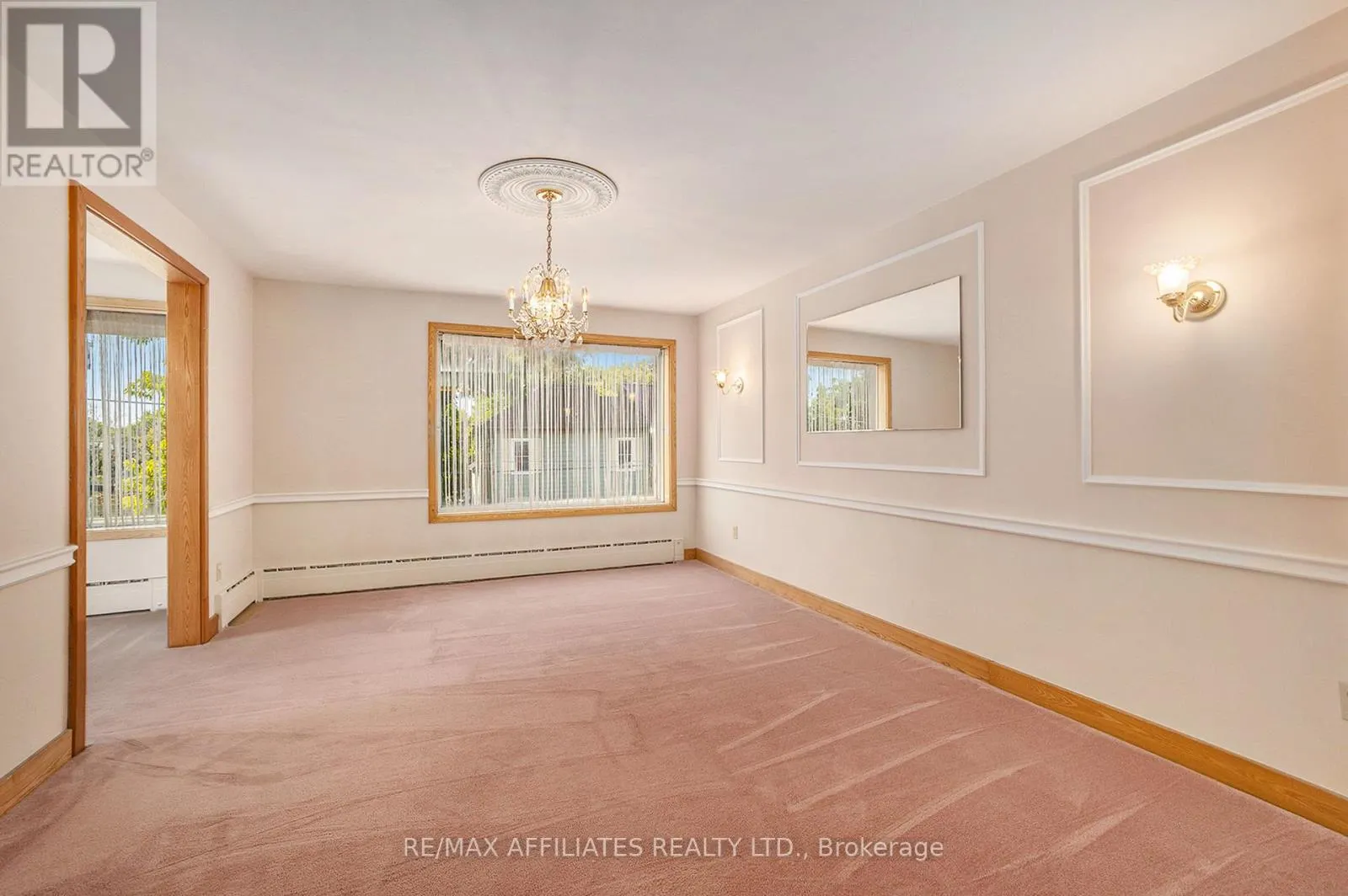 APT 1 - 21 WILSON STREET W