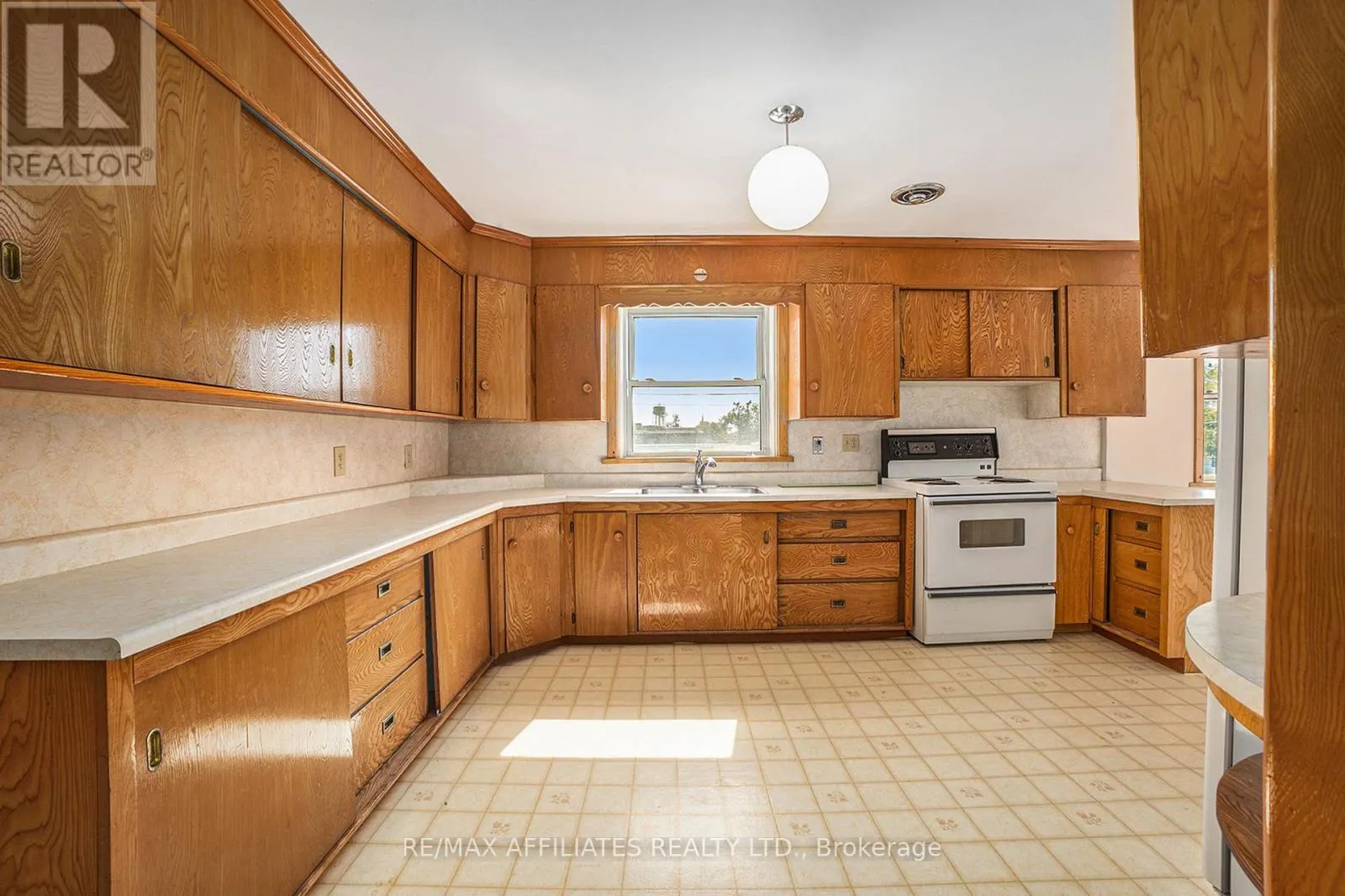 APT 1 - 21 WILSON STREET W