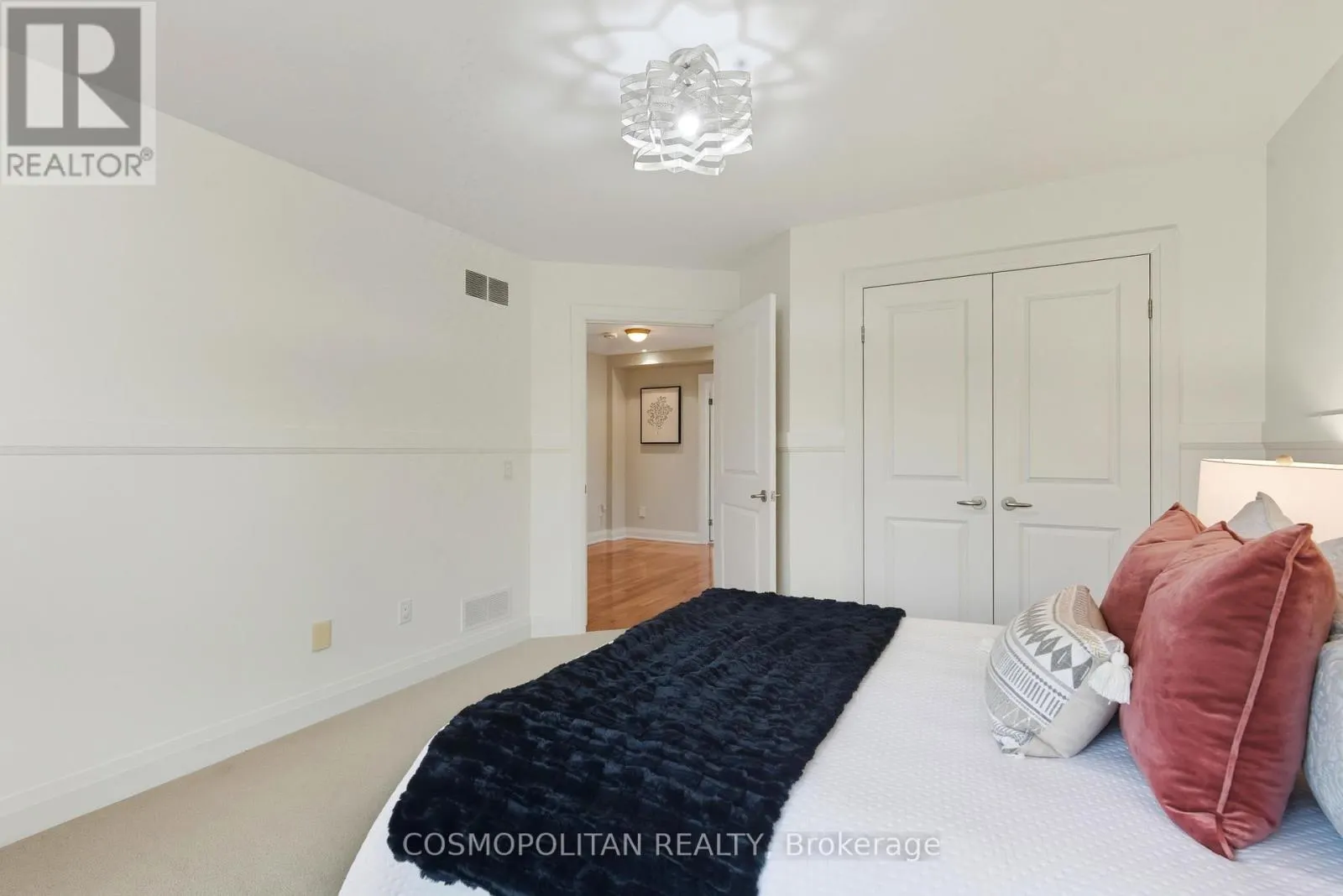 5 BROOKLYN COURT