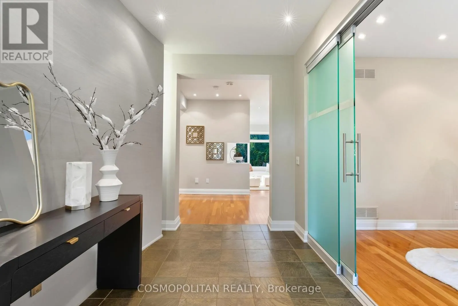 5 BROOKLYN COURT