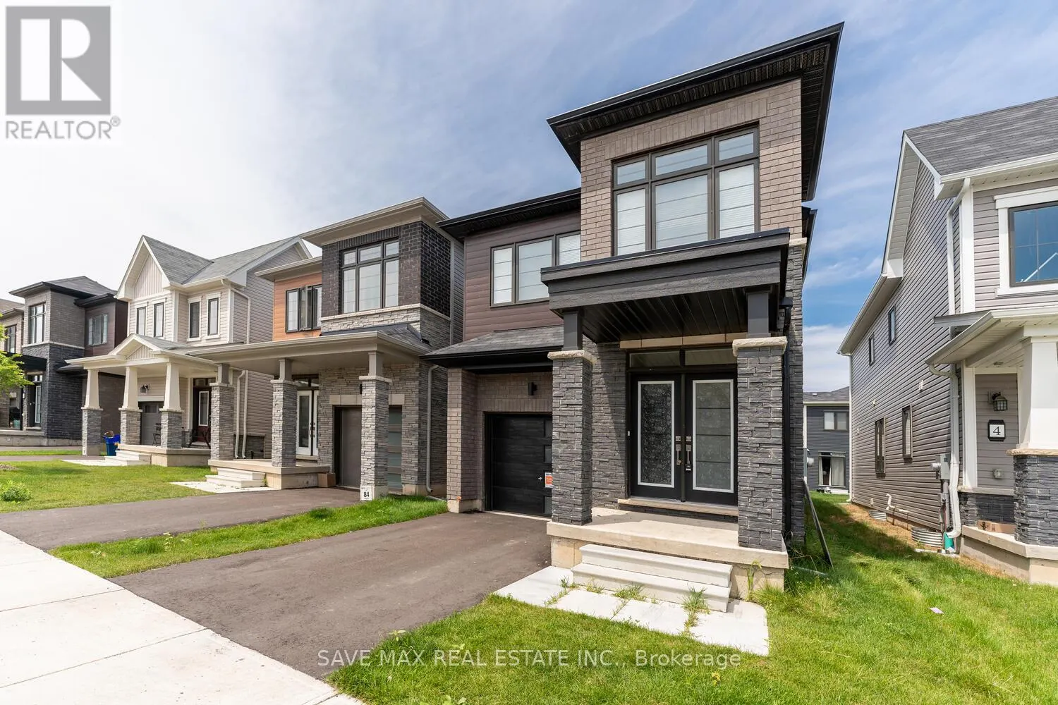 6 AMOS AVENUE