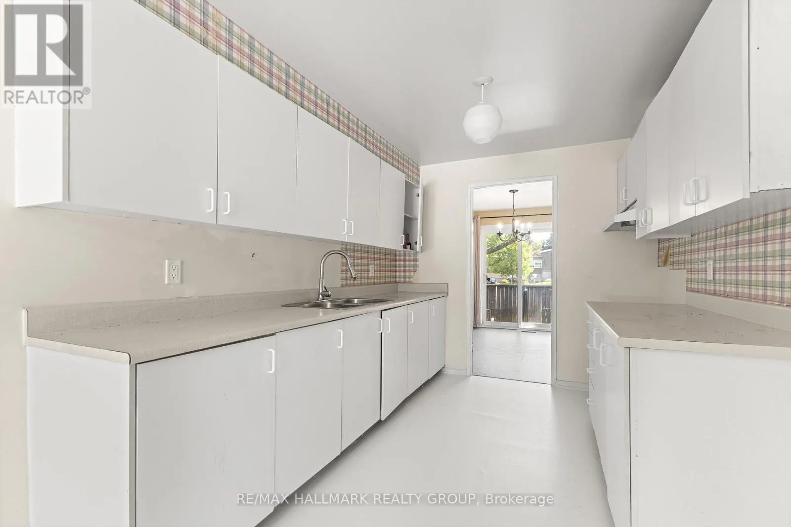 55 RIVER GARDEN PRIVATE