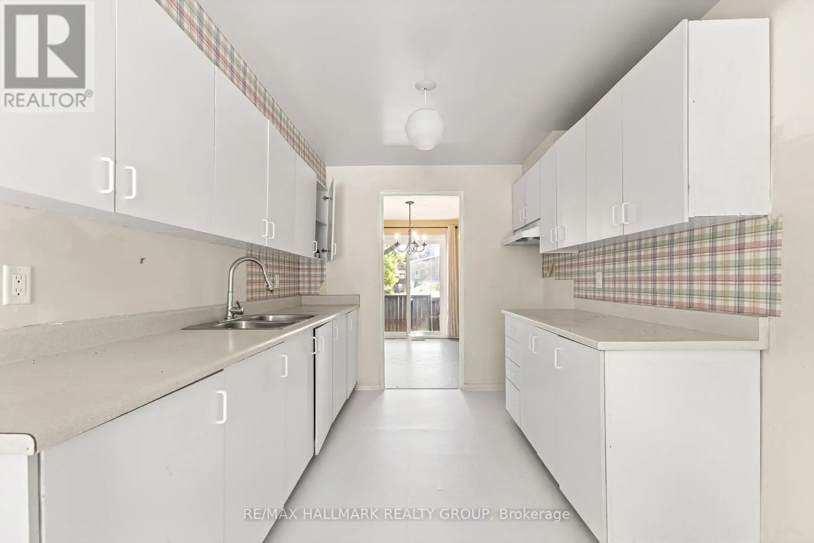 55 RIVER GARDEN PRIVATE