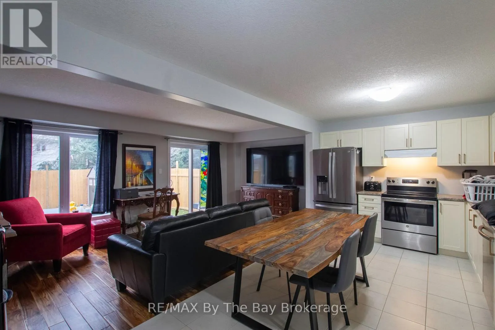 131 STONEBROOK WAY