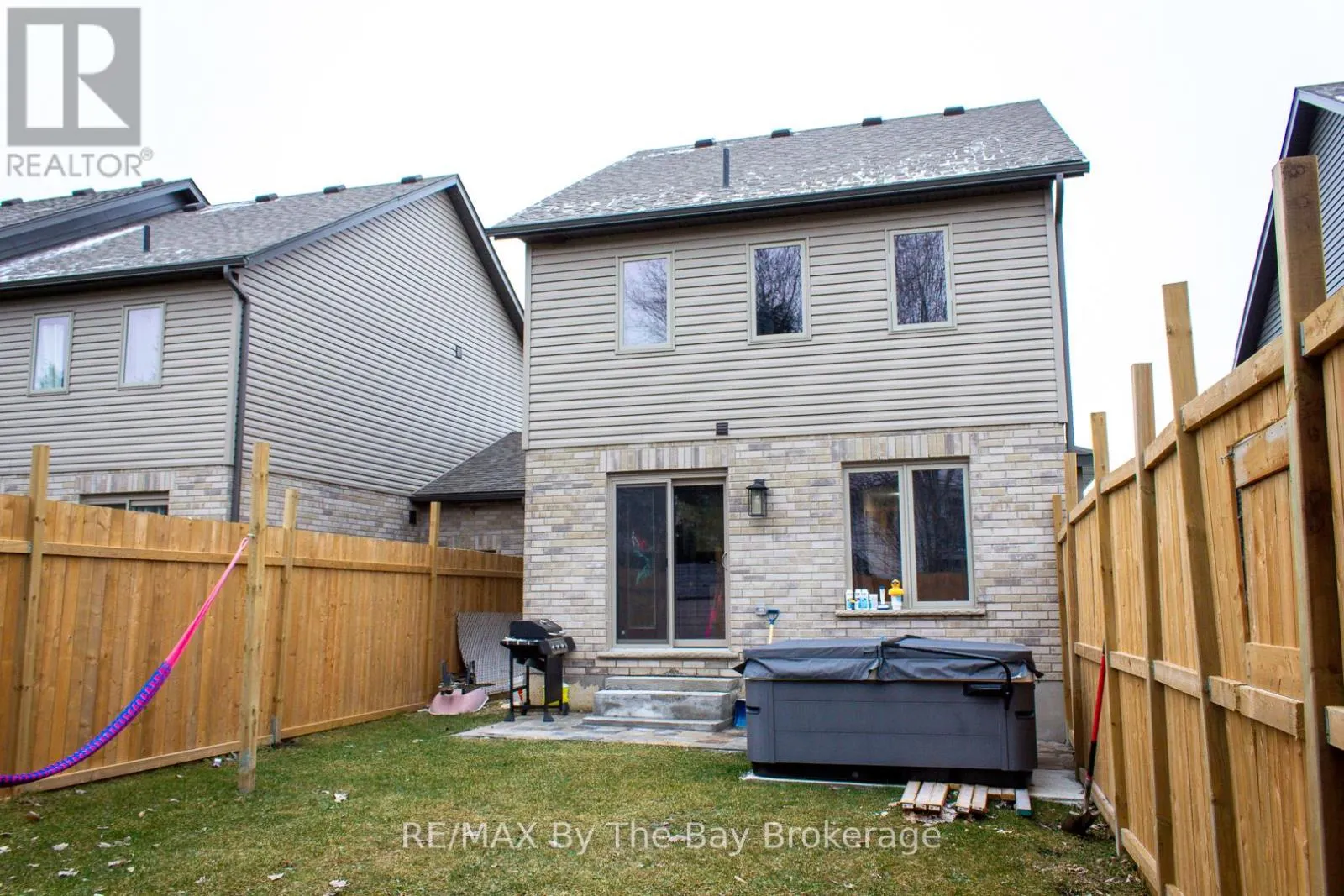 131 STONEBROOK WAY