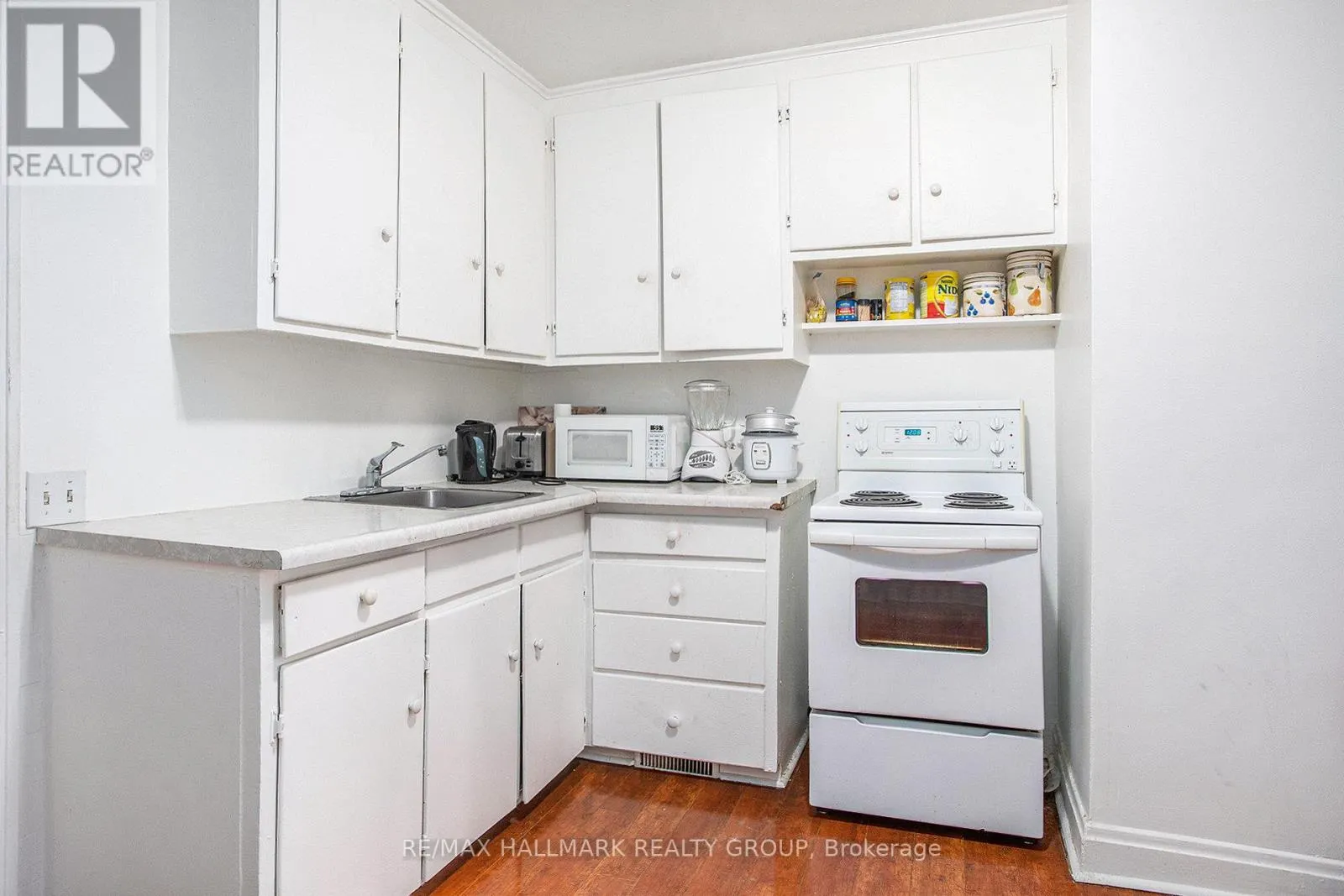 374-378 MONTFORT STREET