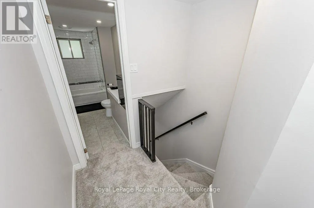 164 SUFFOLK STREET W