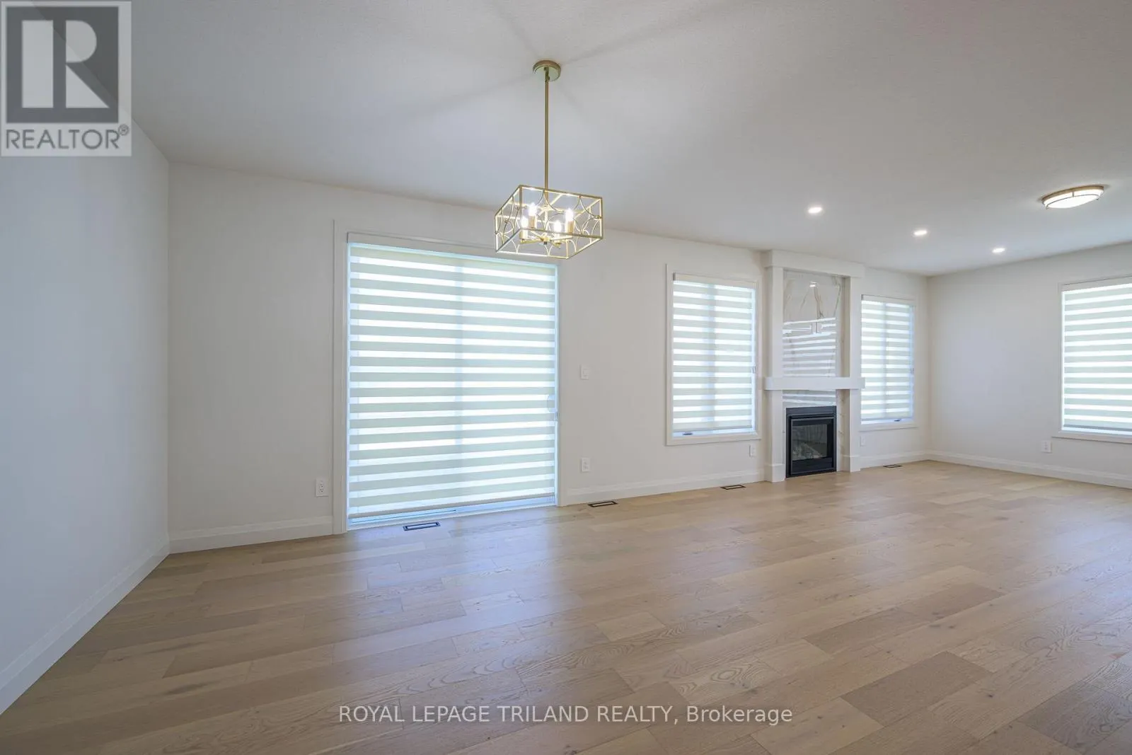 3741 SOMERSTON CRESCENT