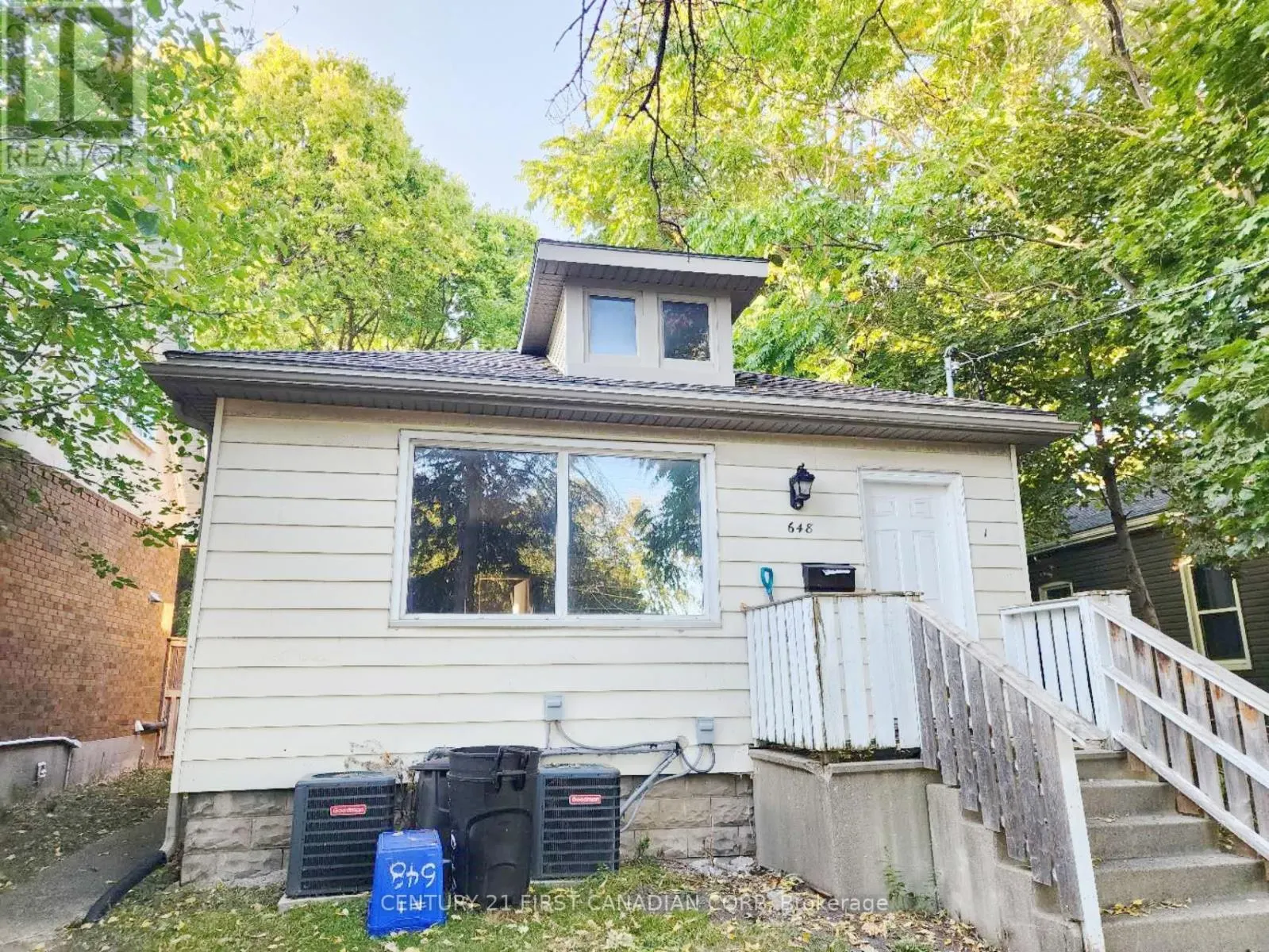 UNIT2 - 648 OXFORD STREET E, #Unit2