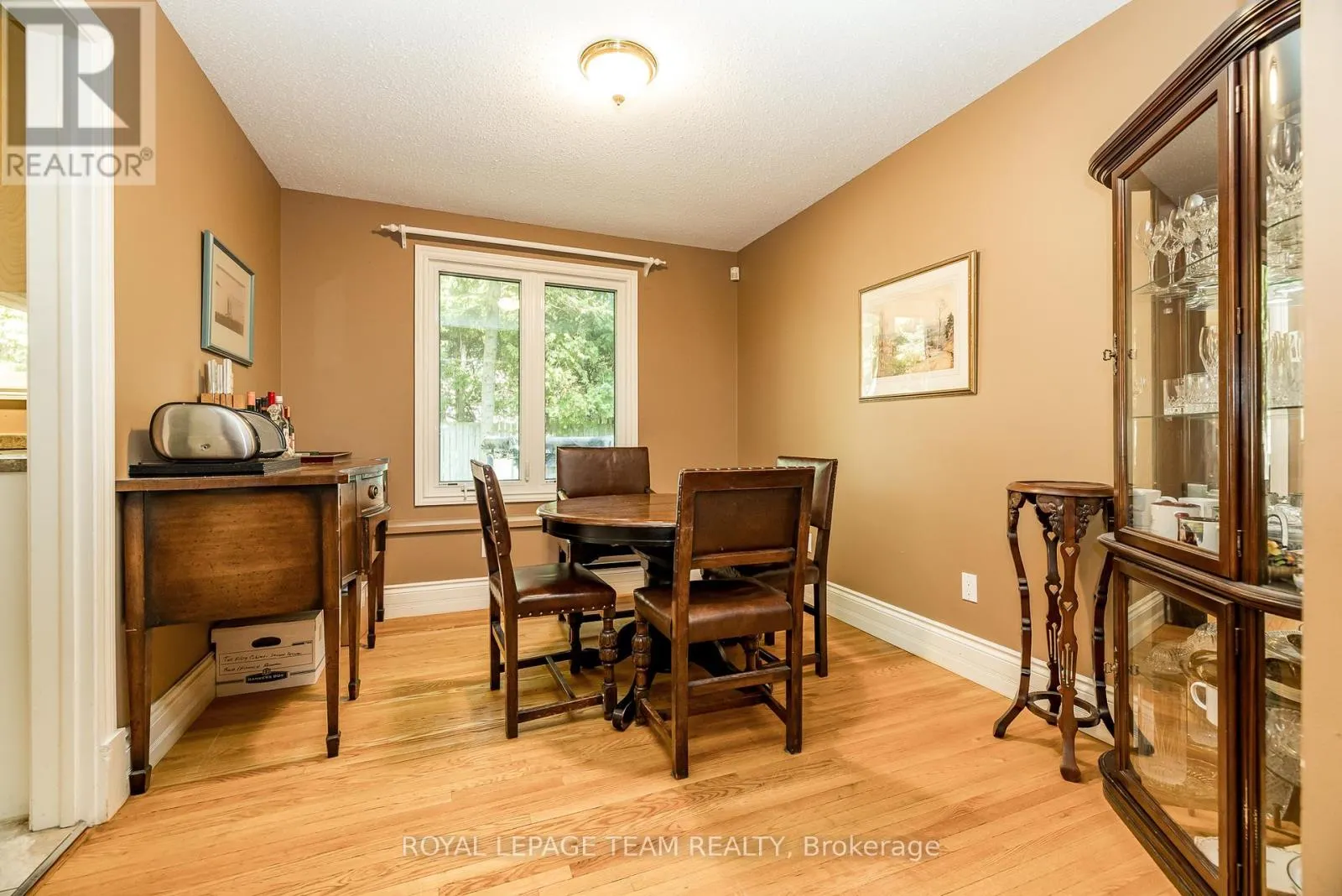 47 GLENDENNING DRIVE