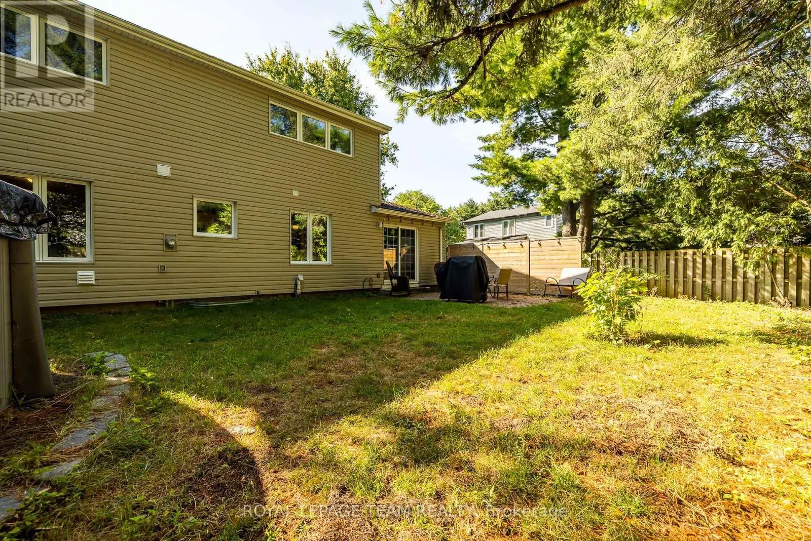 47 GLENDENNING DRIVE
