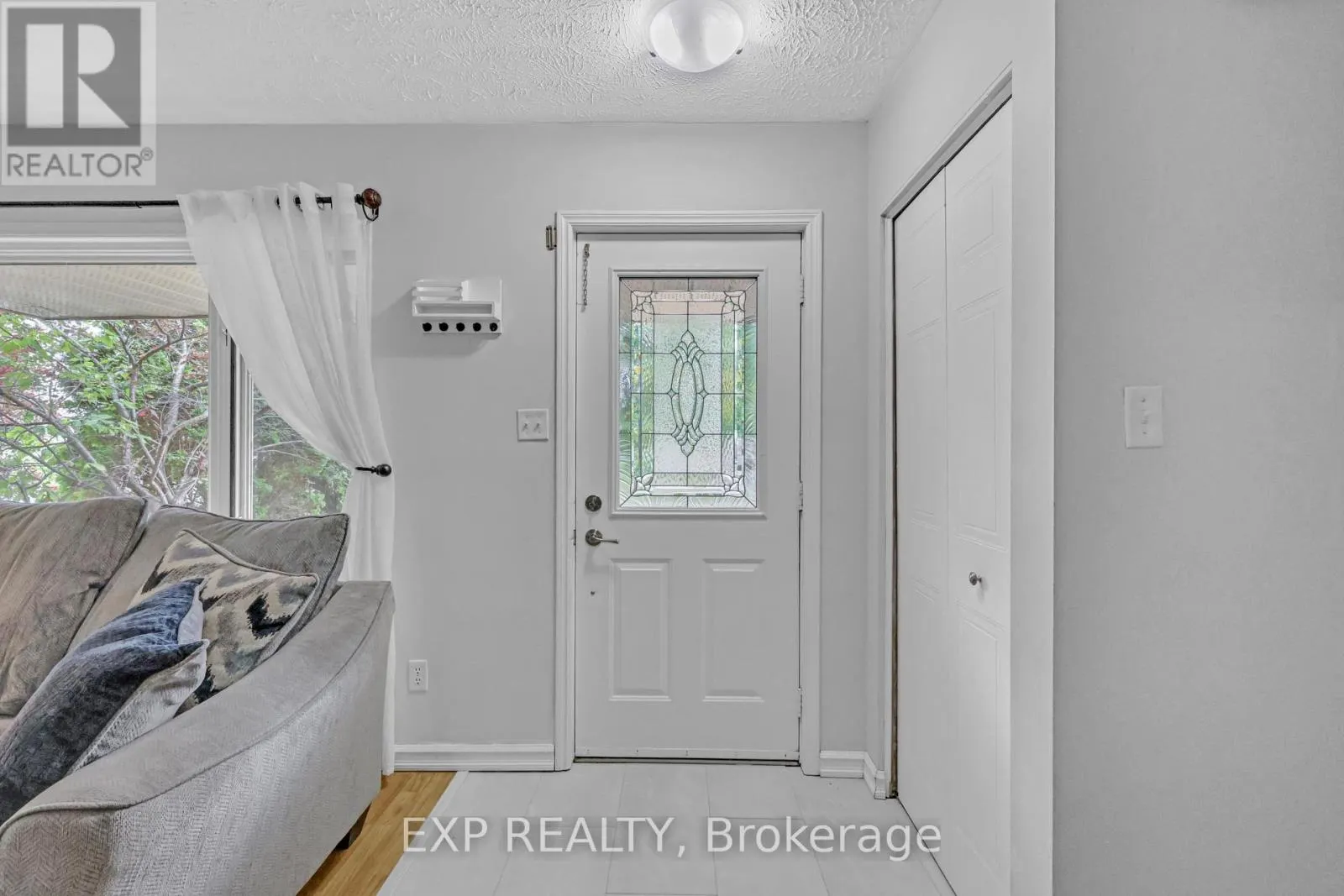 220 SCOTT ROAD