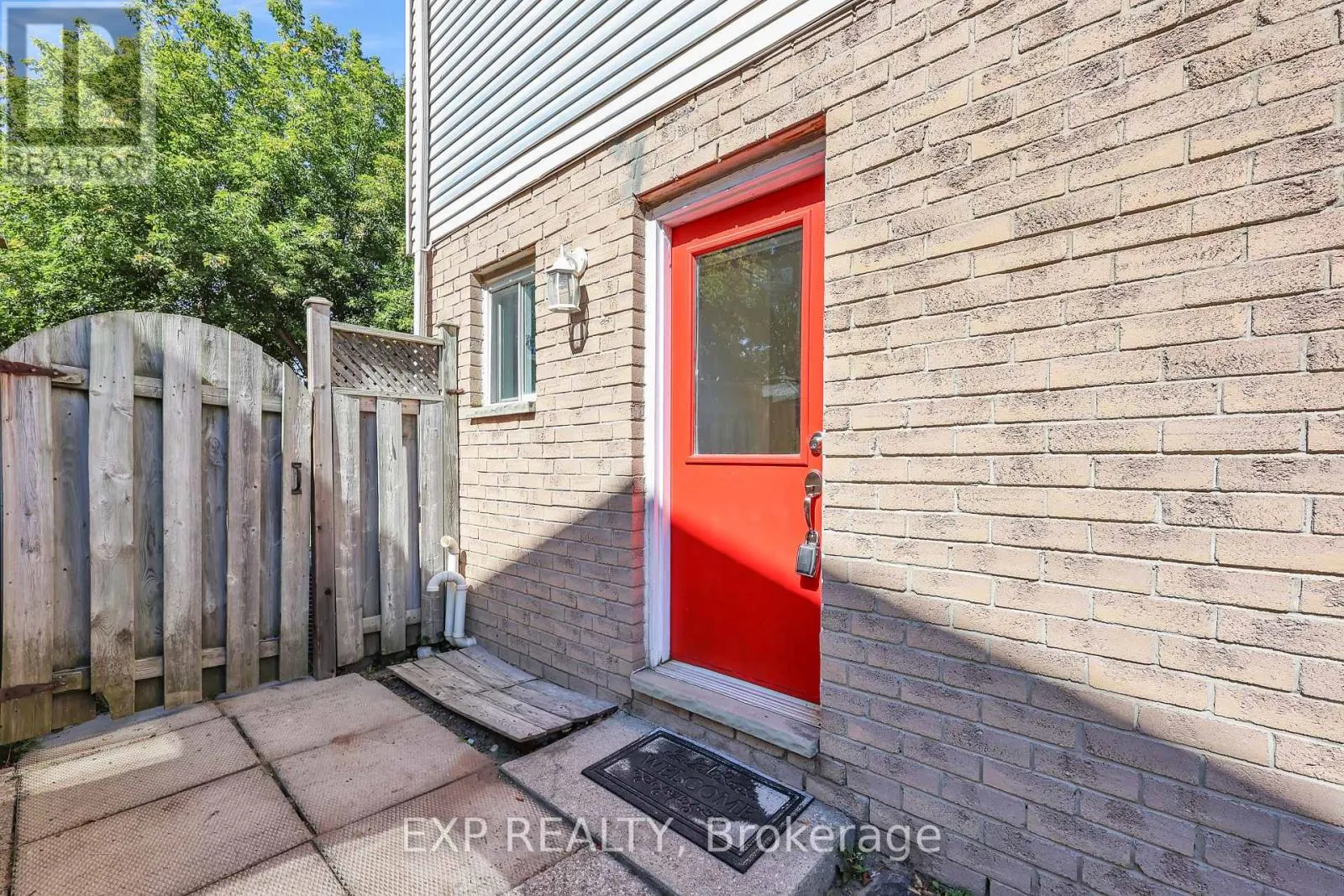 220 SCOTT ROAD