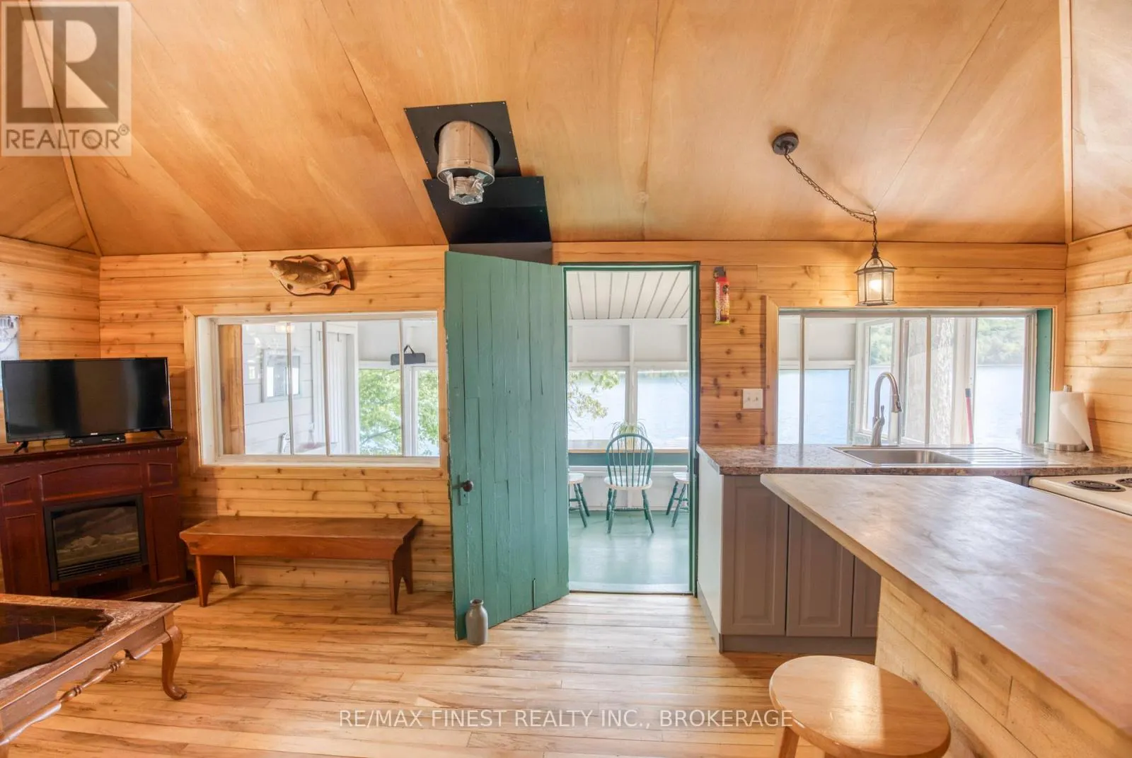60C STINSON LANE