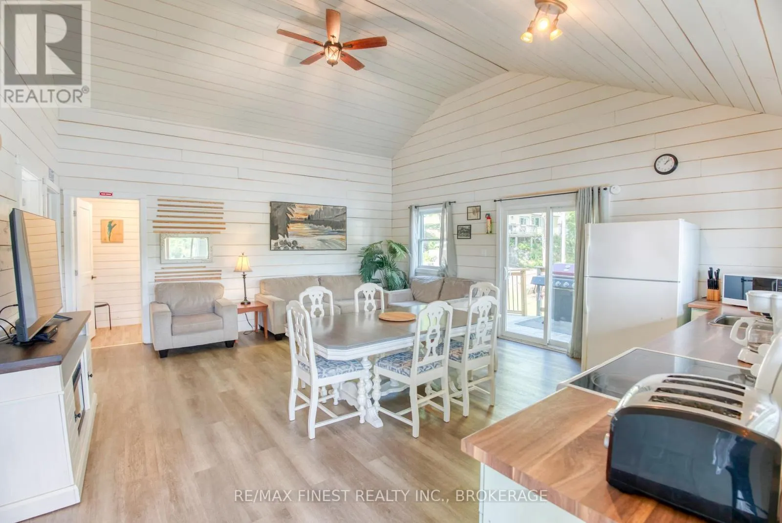60C STINSON LANE