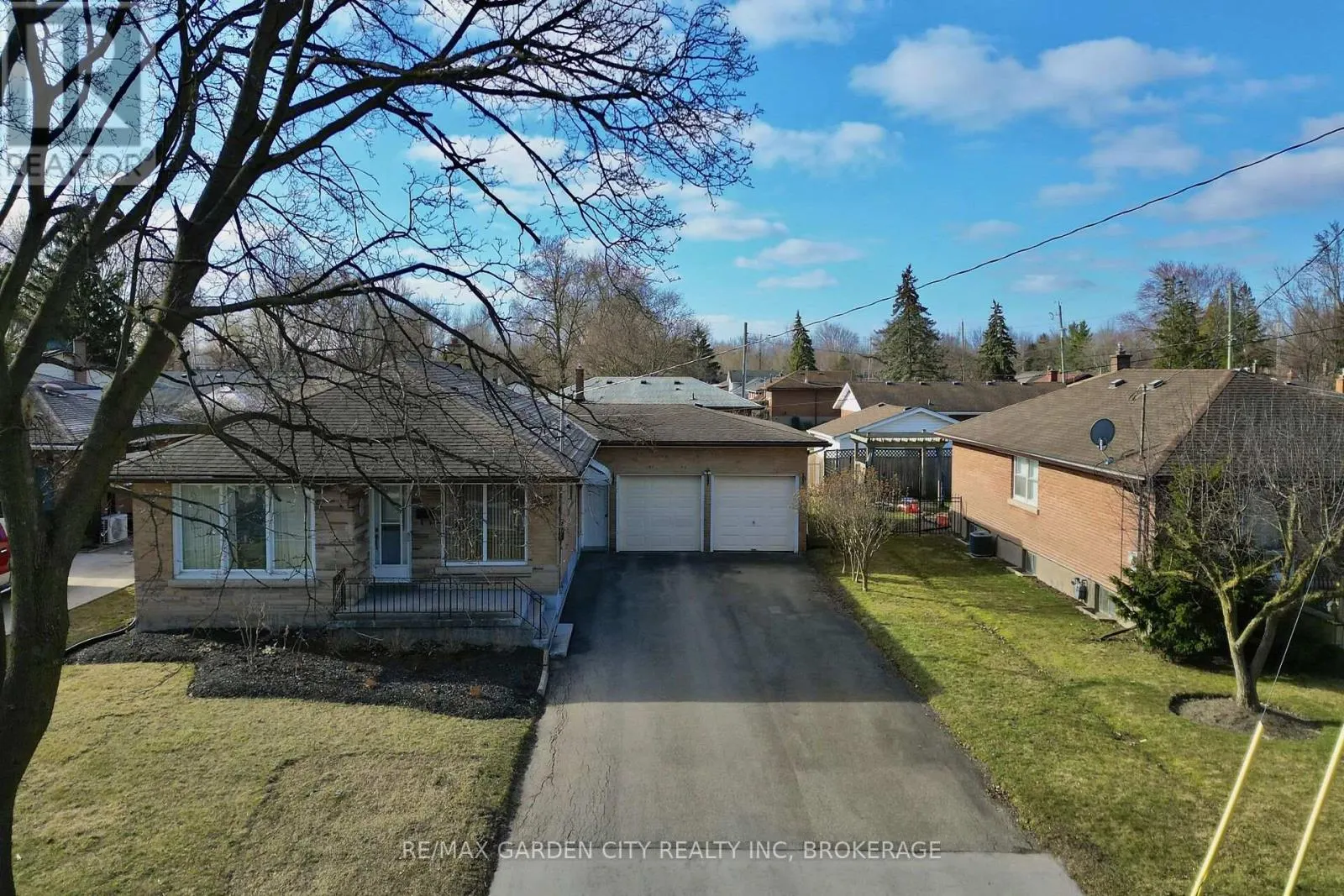 115 LARRAINE STREET