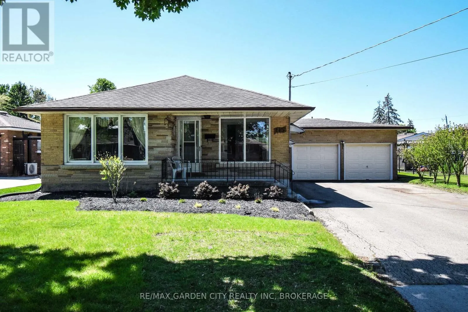 115 LARRAINE STREET