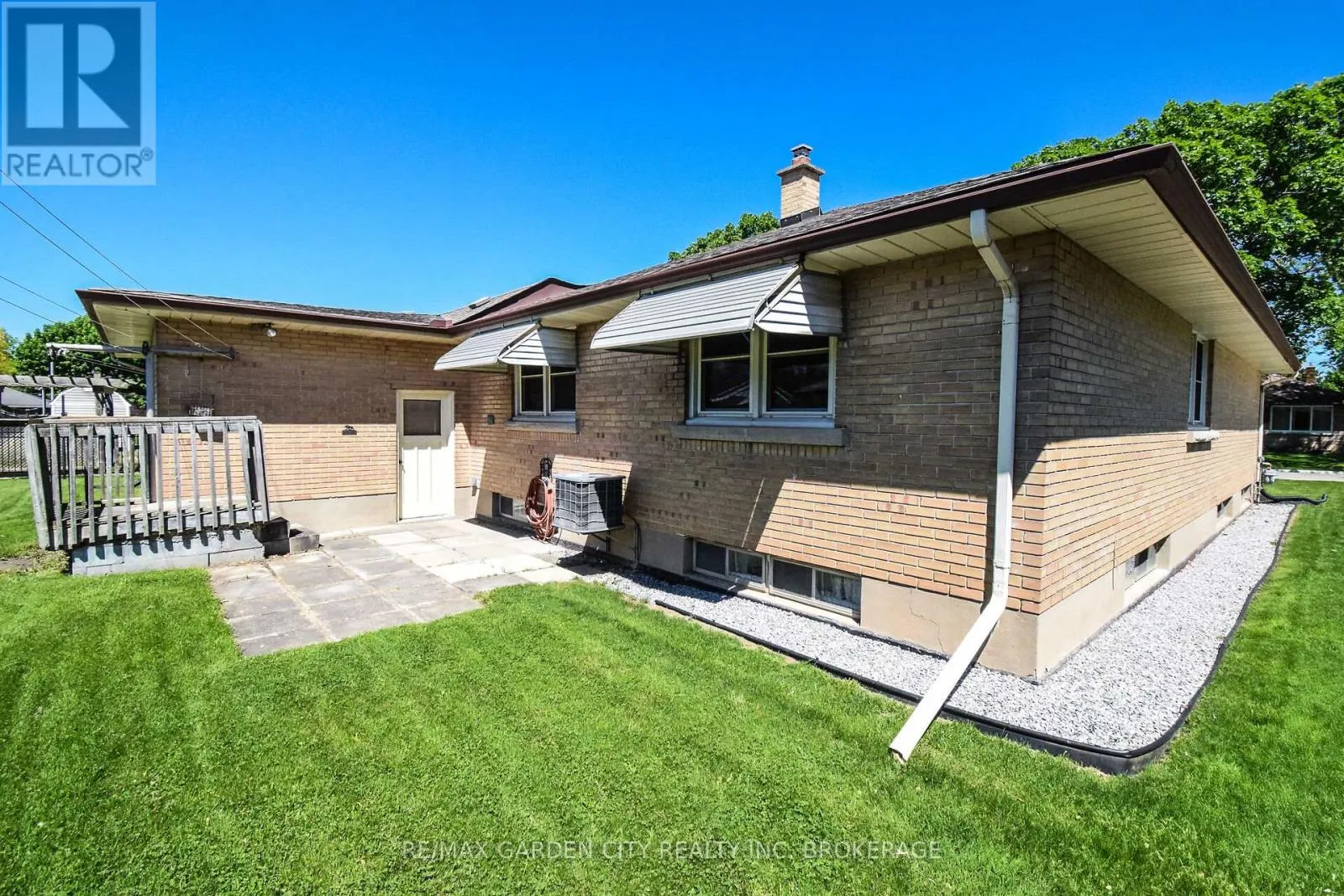 115 LARRAINE STREET
