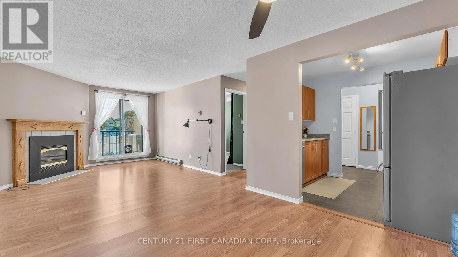 203 - 739 DEVERON CRESCENT, #203