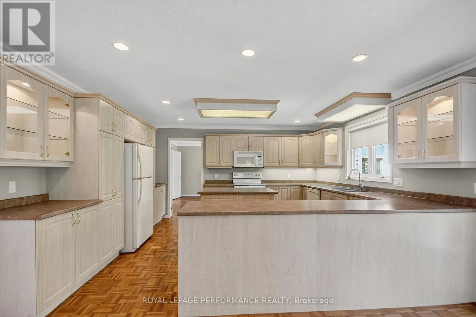 8329 RODNEY FARM DRIVE