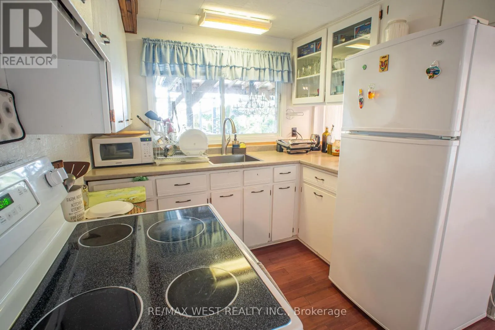 1392 ISLAND VIEW DRIVE