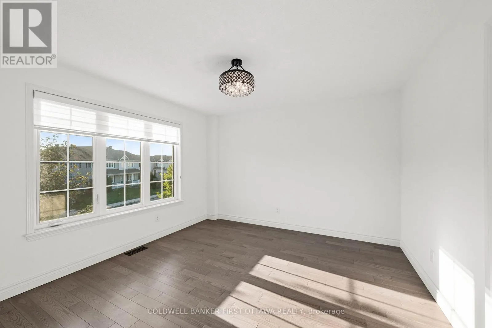 441 BLACKLEAF DRIVE