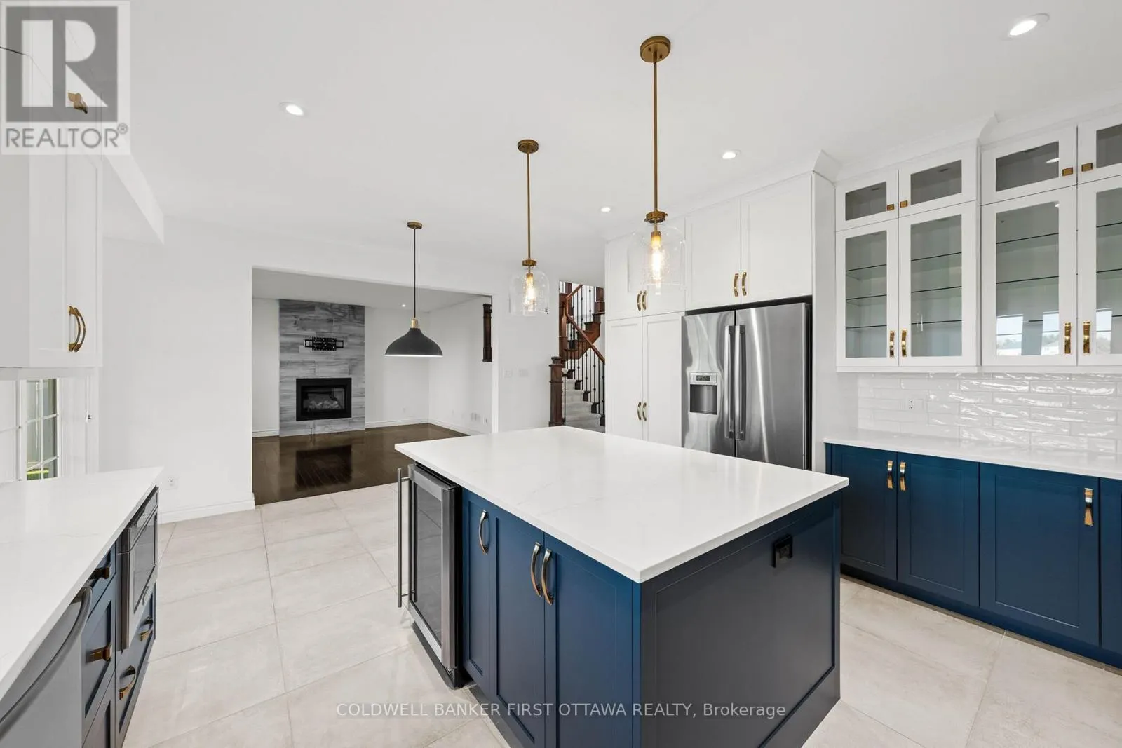 441 BLACKLEAF DRIVE