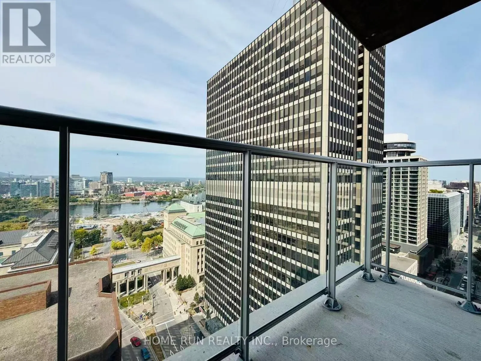 2006 - 340 QUEEN STREET