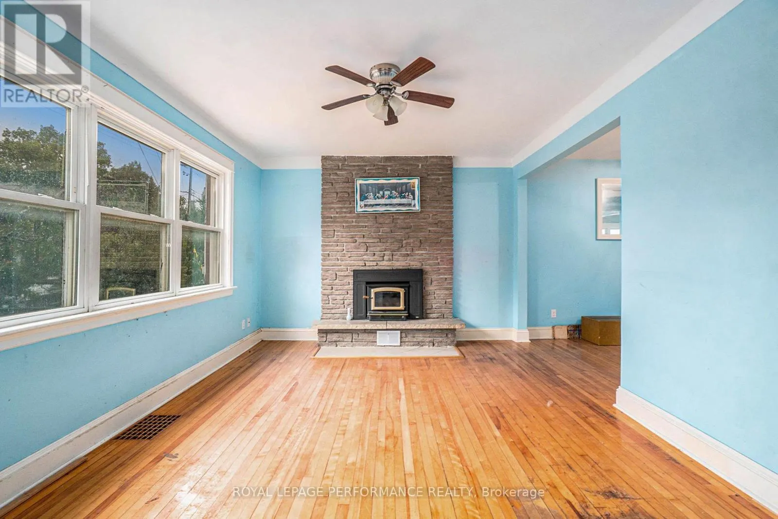 223 CARLETON AVENUE