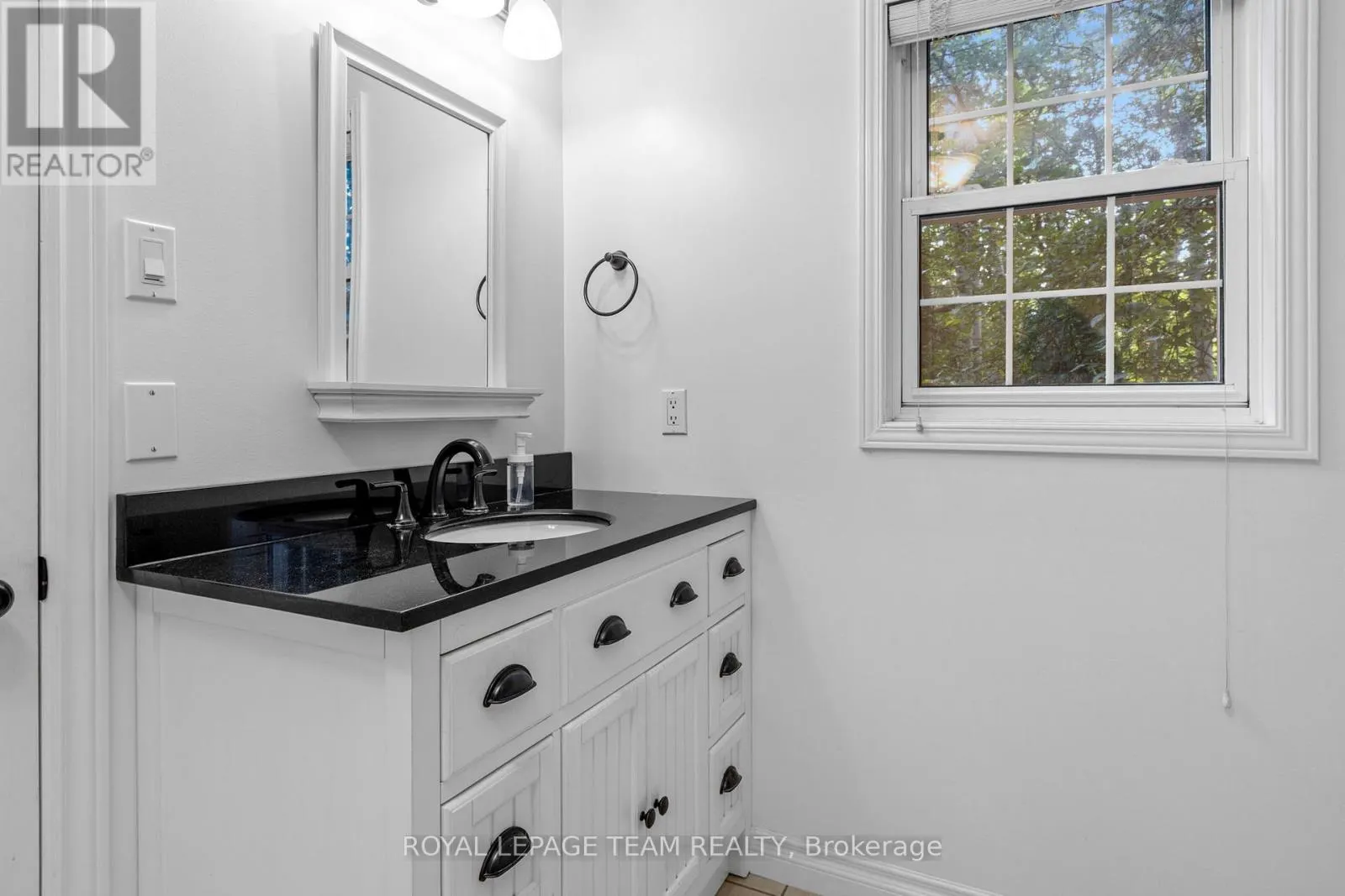 15 EMPRESS DRIVE
