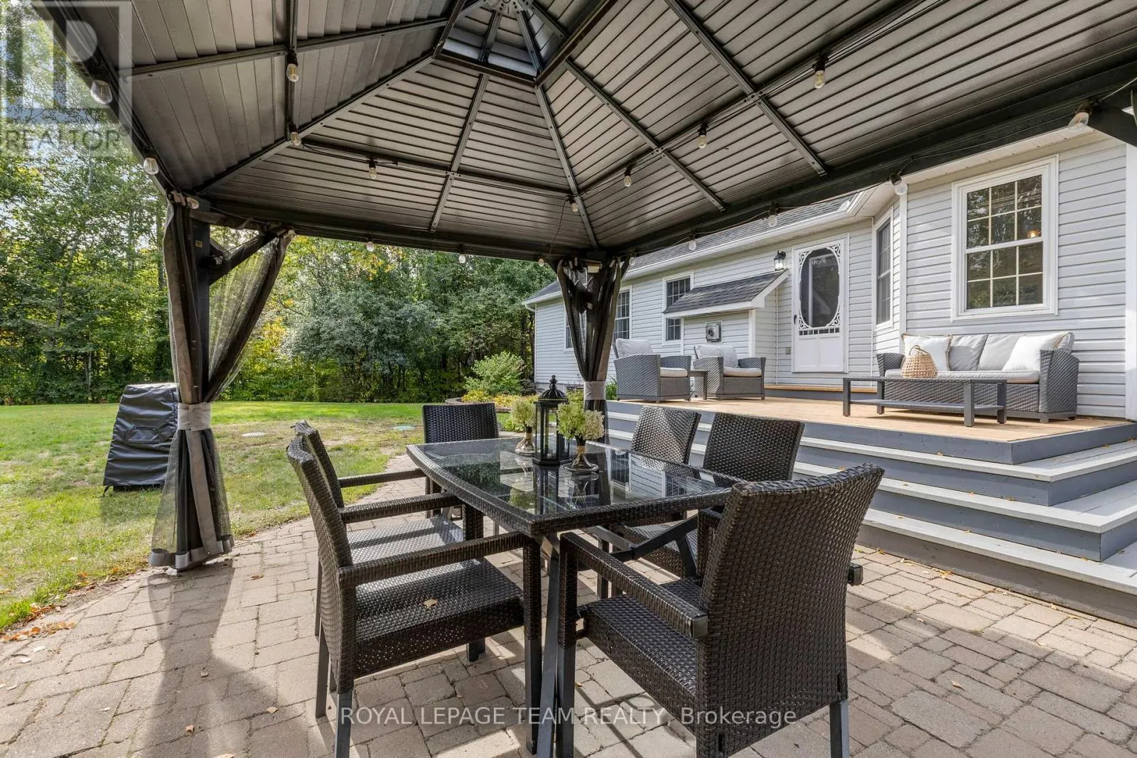 15 EMPRESS DRIVE