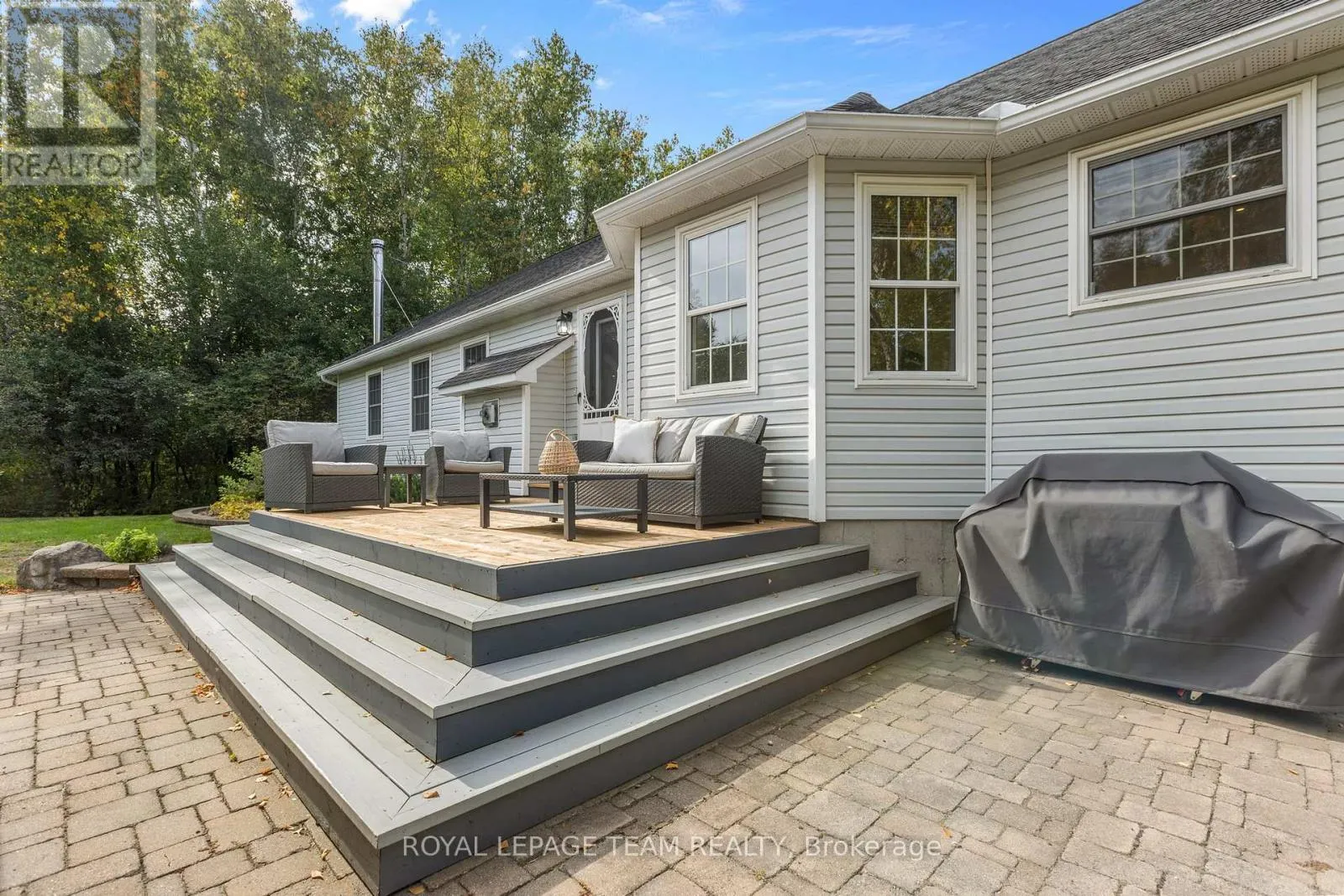 15 EMPRESS DRIVE