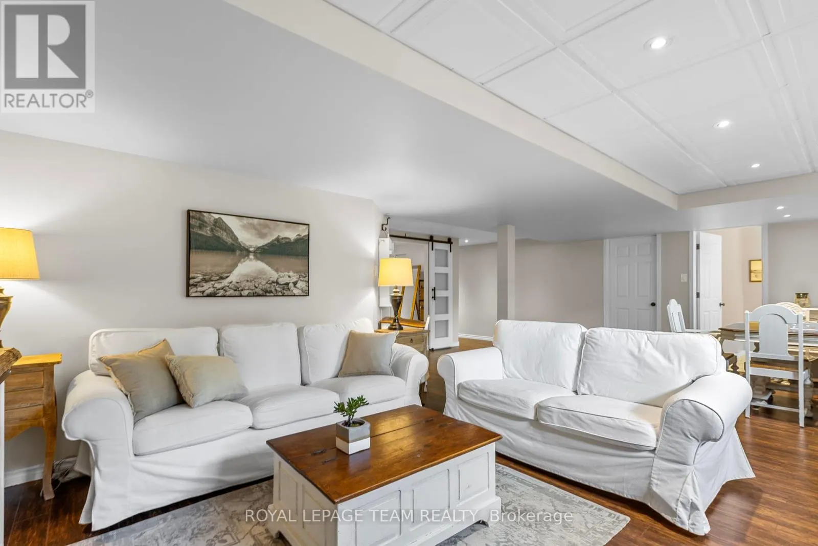 15 EMPRESS DRIVE