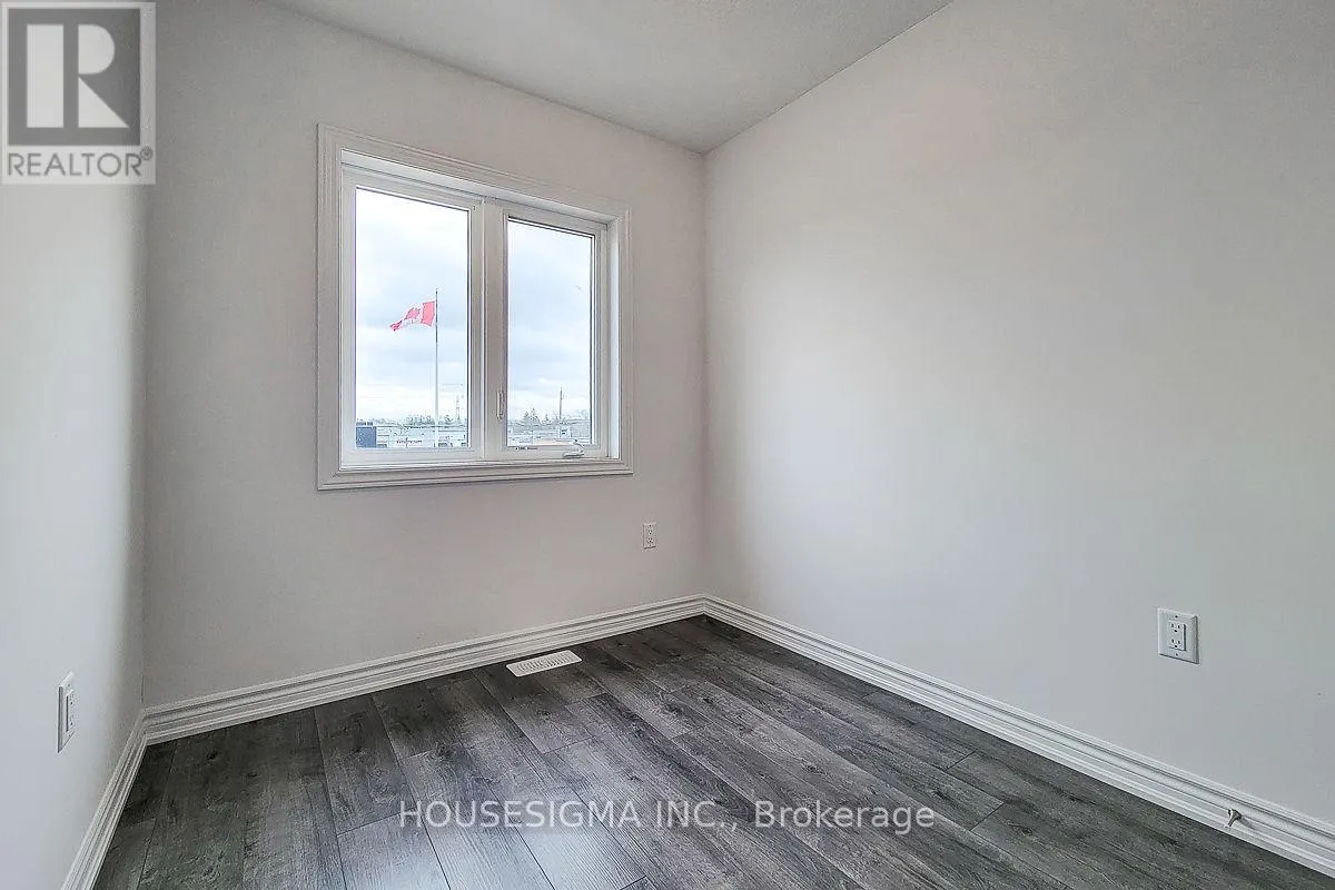 33 - 61 SOHO STREET