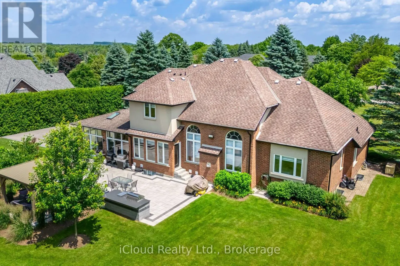 4 DEER VIEW RIDGE