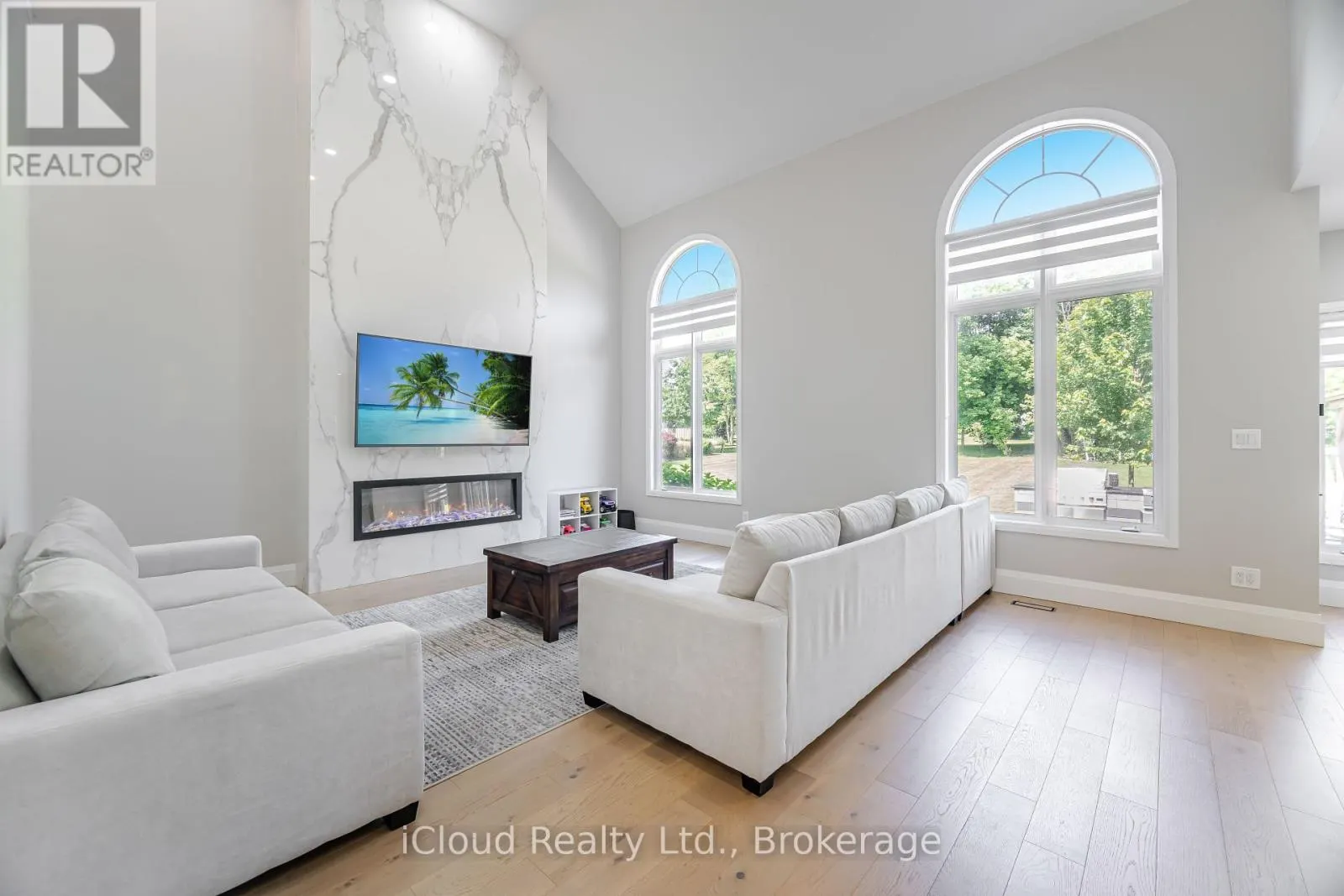 4 DEER VIEW RIDGE