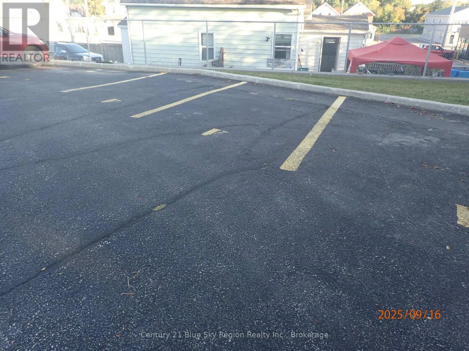 109 - 330 SIXTH AVENUE W, #109