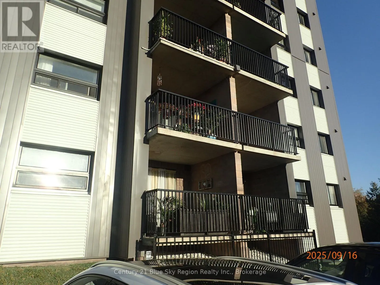 109 - 330 SIXTH AVENUE W, #109