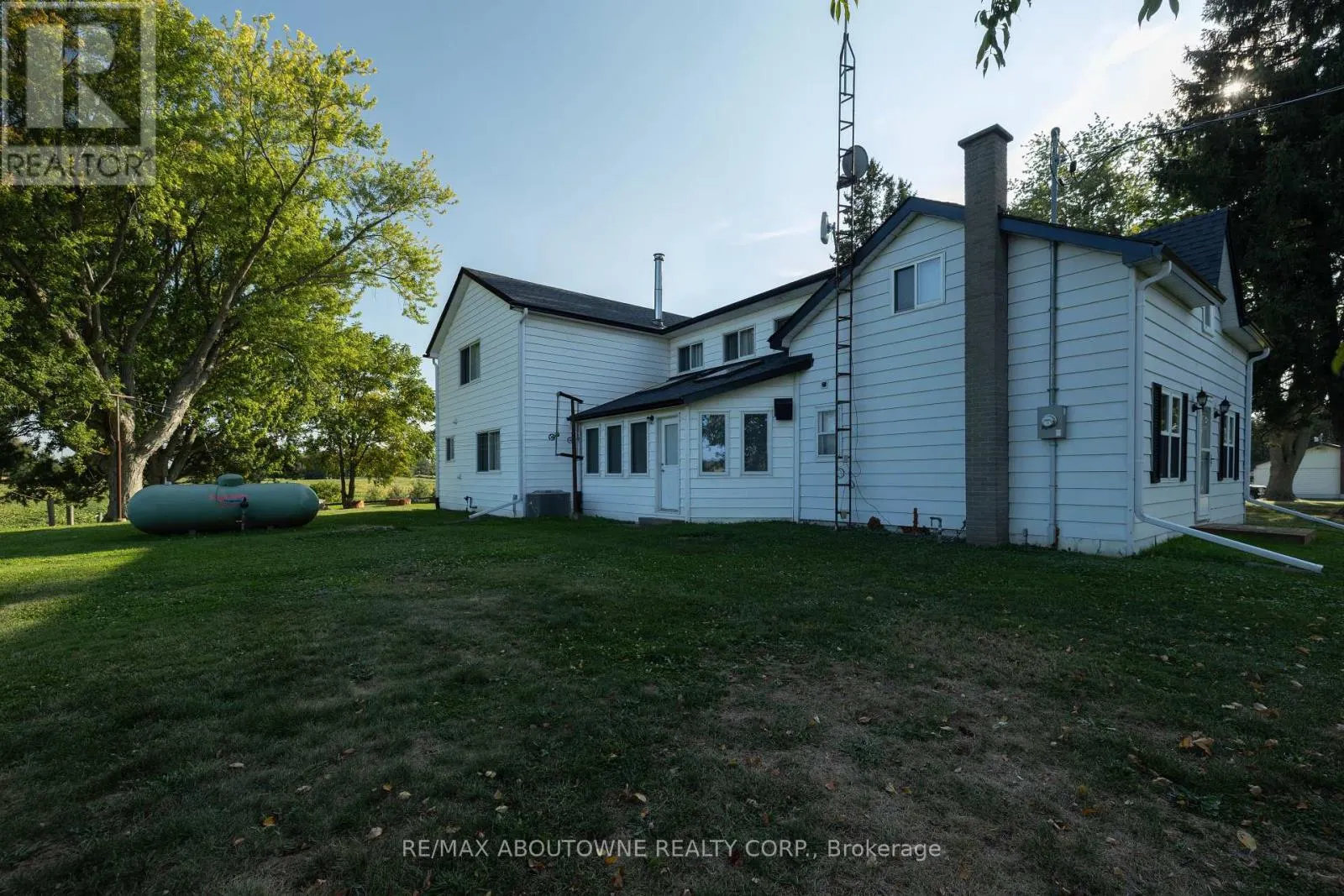 3276 GOVERNORS ROAD